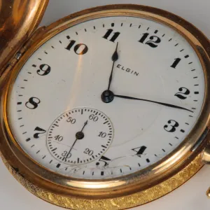 14K Yellow Gold 1925 Elgin Pocket Watch With Watch Fob Chain