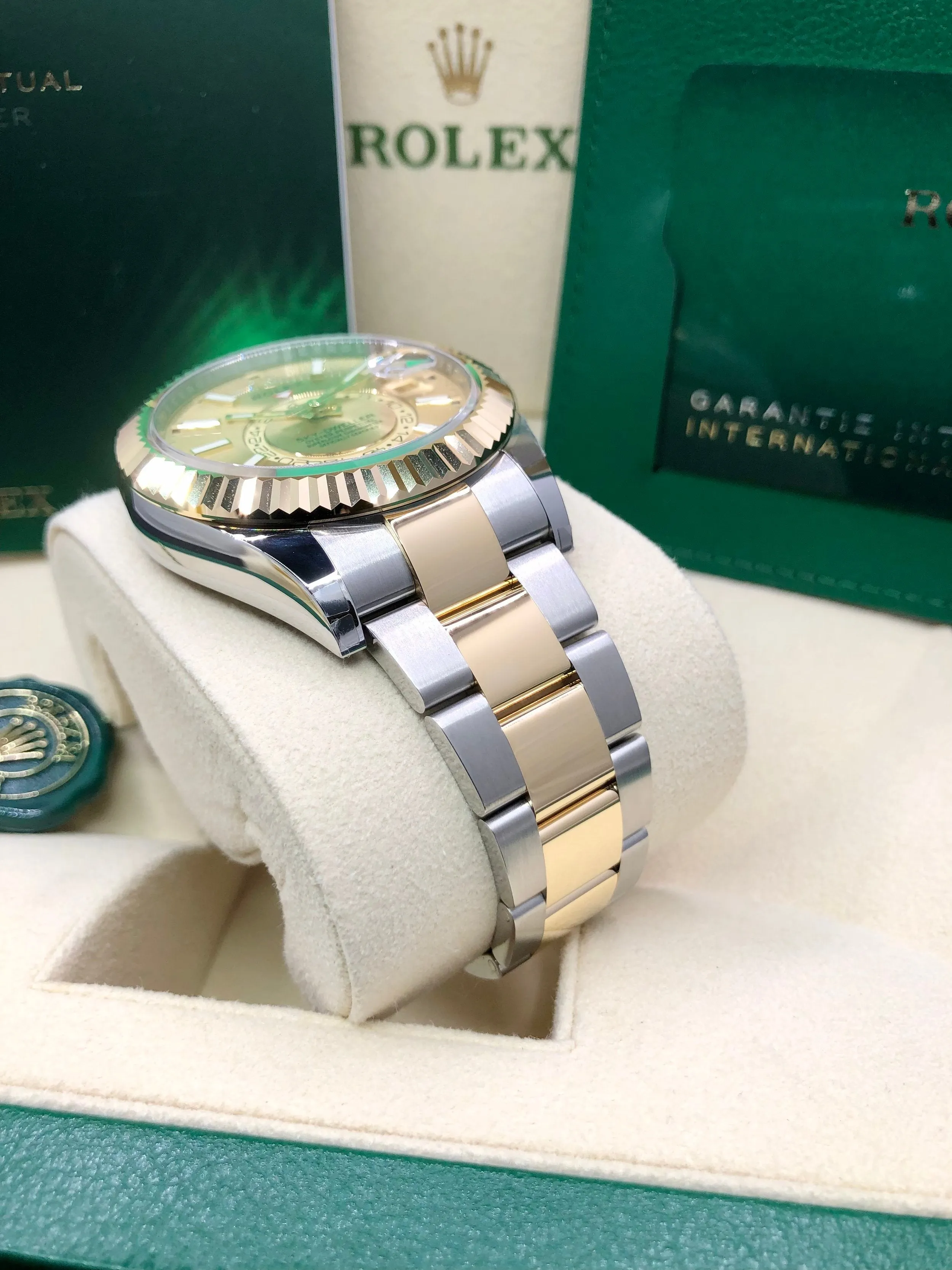 2022 Rolex Sky-Dweller 326933