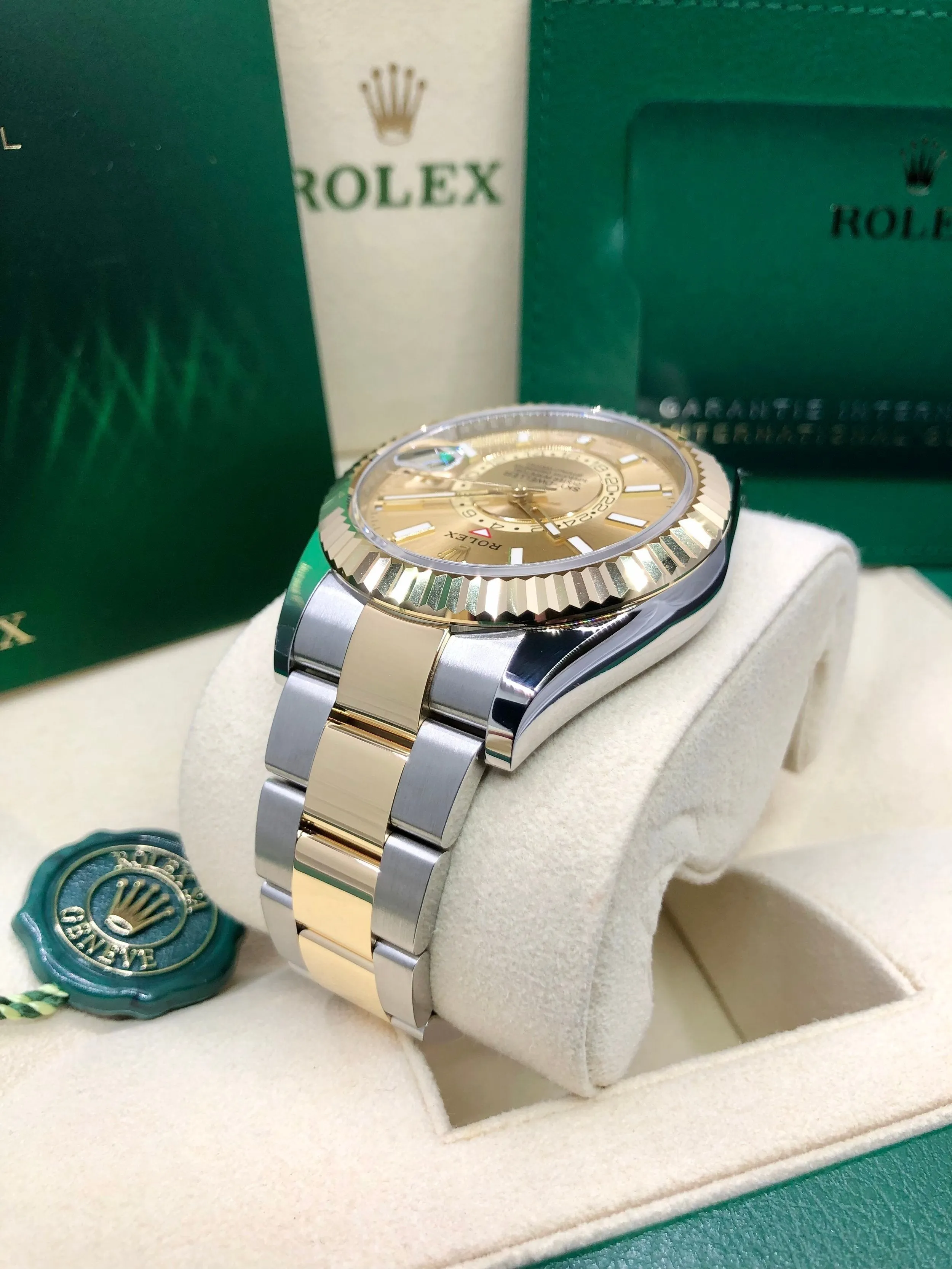 2022 Rolex Sky-Dweller 326933