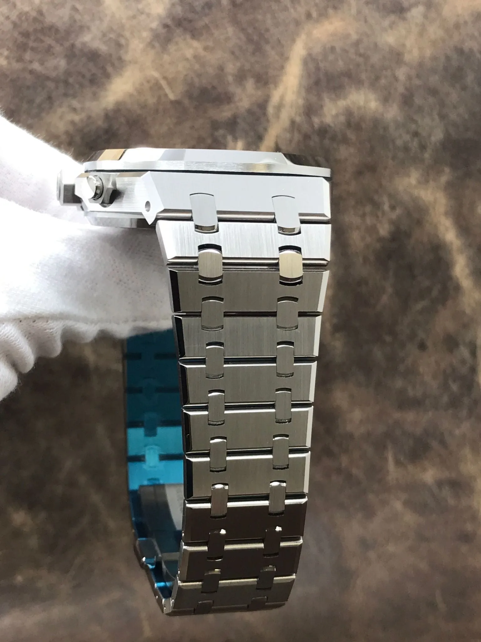 Audemars Piguet Royal Oak 50th Anniversary BNIB 26240ST.OO.1320ST.06 Black Dial Automatic Men's Watch