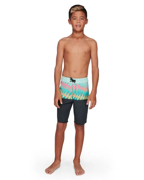 BILLABONG BOYS FIFTY 50 PRO AQUA BOARDSHORT