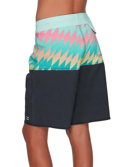 BILLABONG BOYS FIFTY 50 PRO AQUA BOARDSHORT