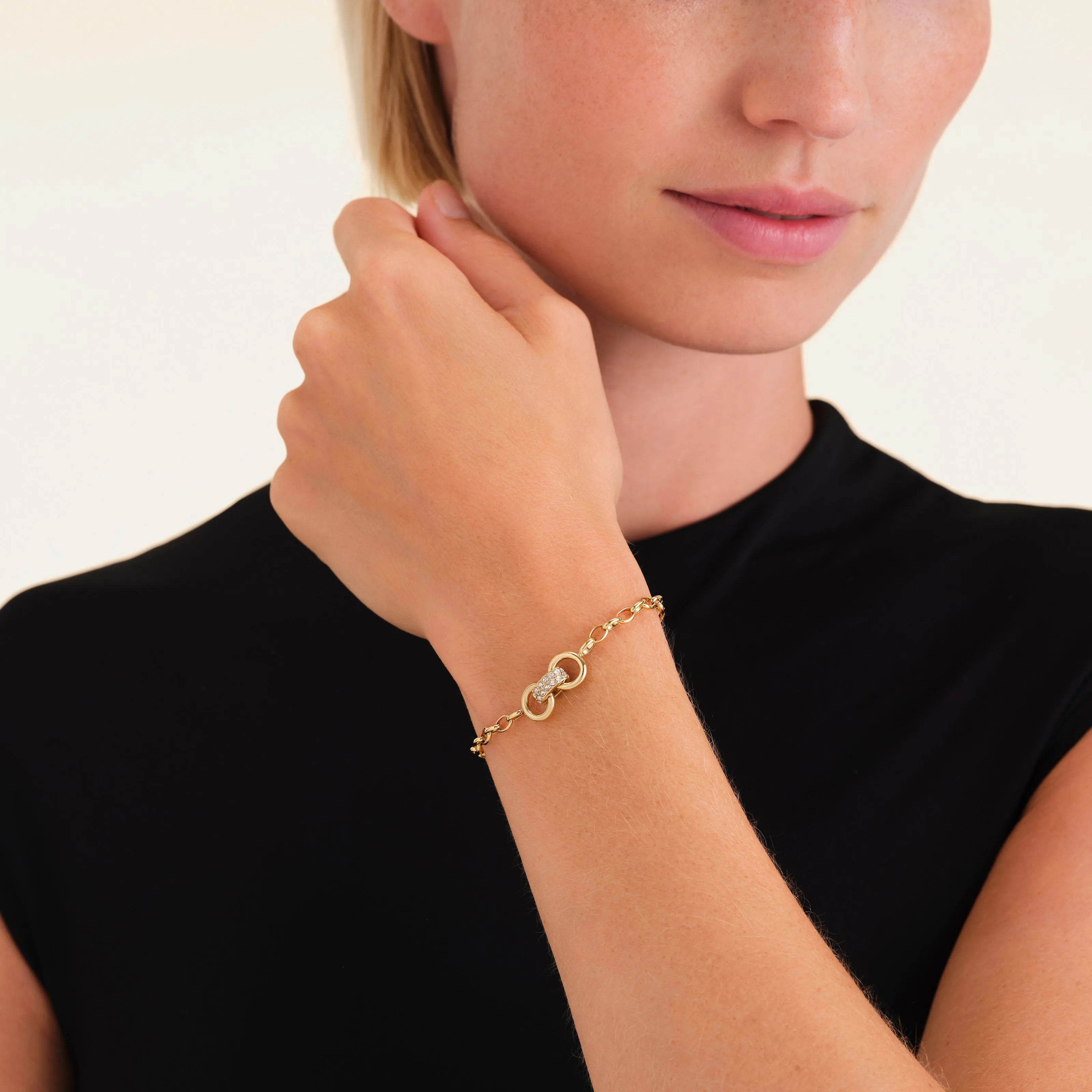 Bow Studs Bracelet