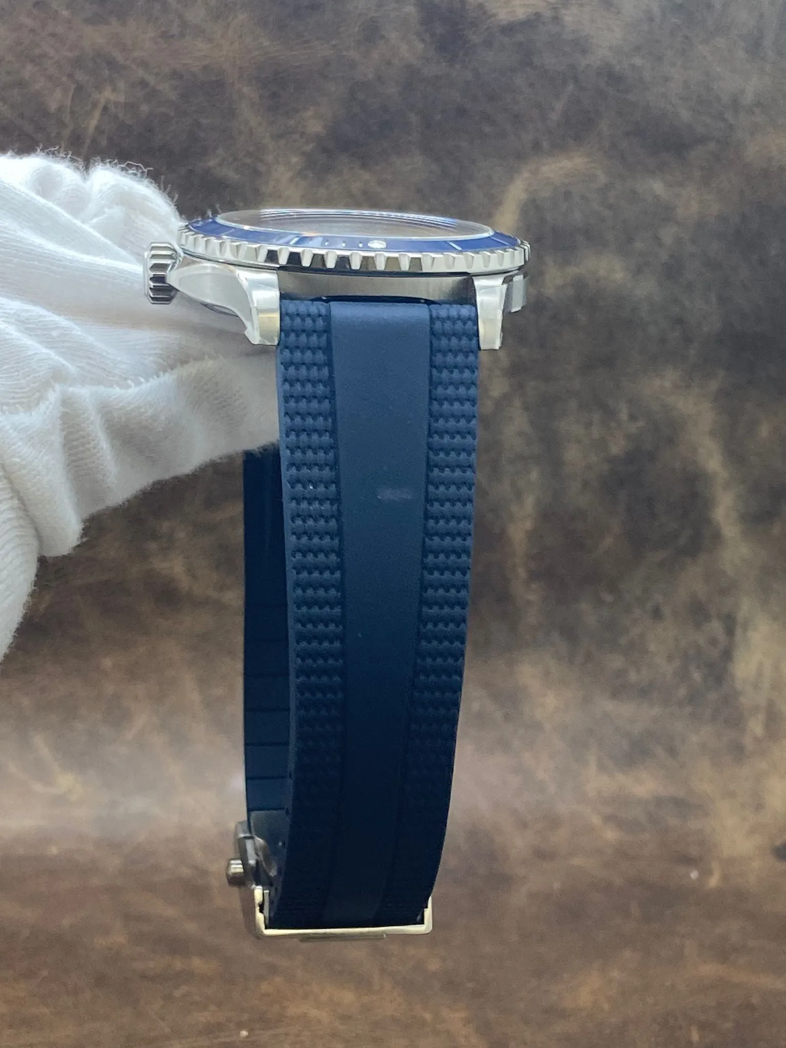 Breitling Superocean 42mm A17375E71G1S1 White Dial Automatic Men's Watch