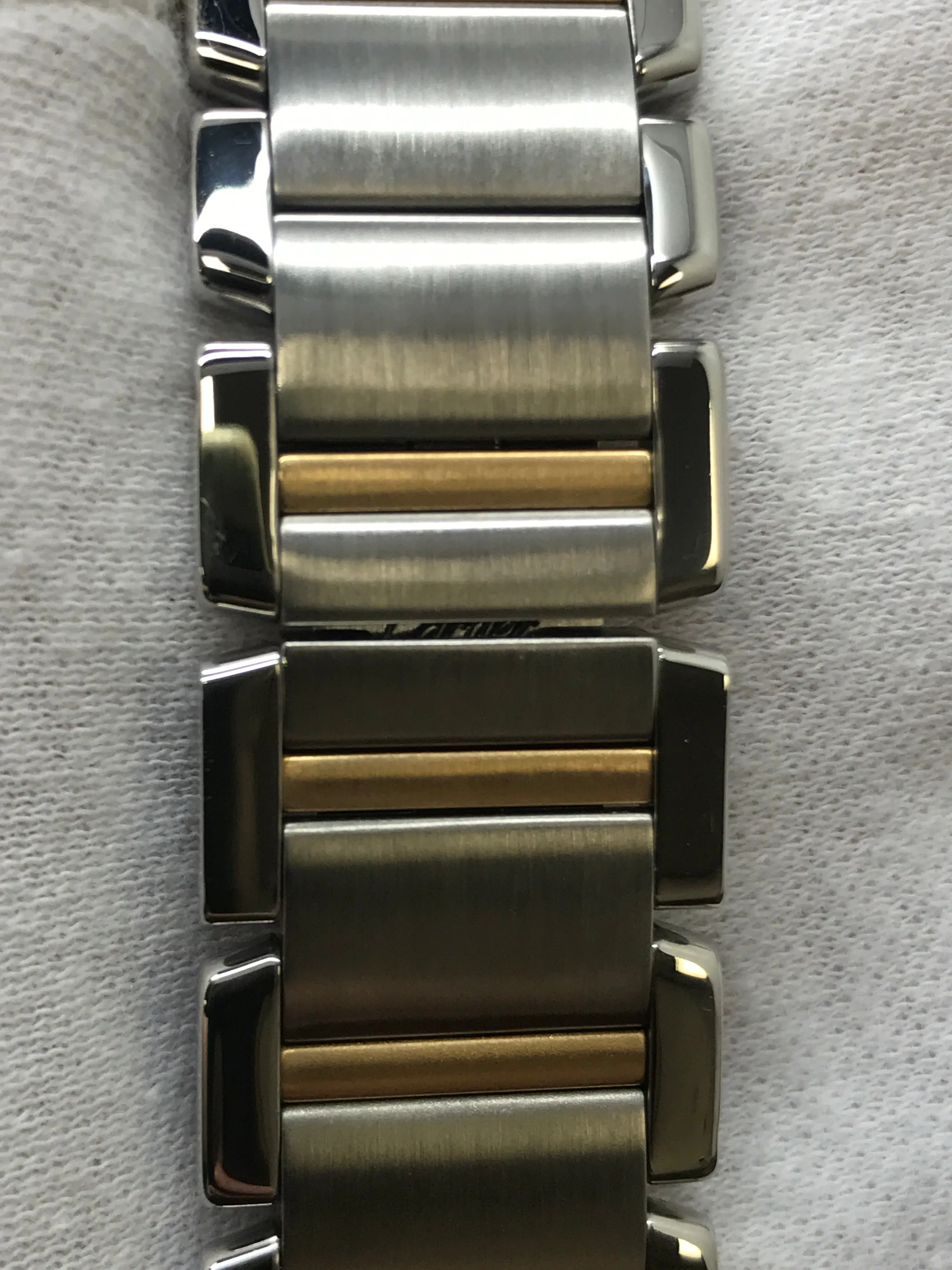 Cartier Tank Francaise Chronoflex 2303 Silver Dial Quartz Men's Watch