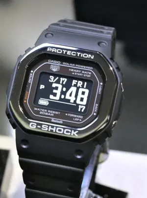 CASIO G-SHOCK G-SQUAD 5600 SERIES