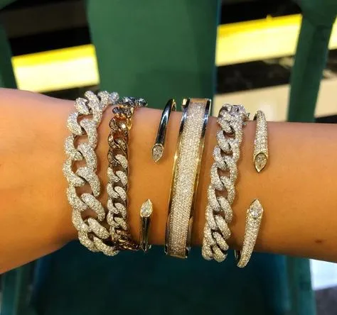 Connection Link Bracelet (Medium)
