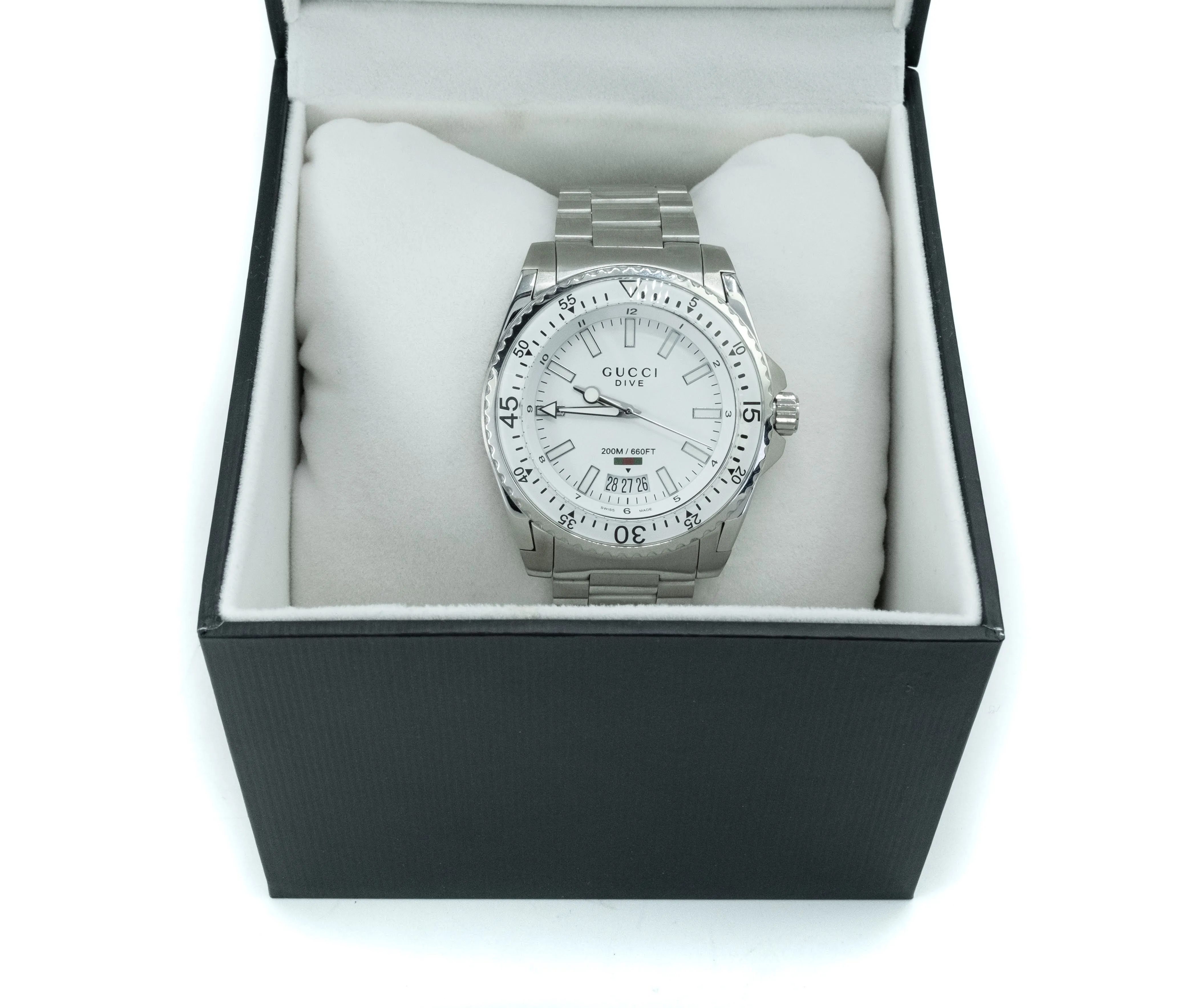 Gucci YA136302 Dive 40mm Stainless Steel Men's Watch