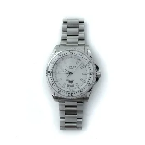 Gucci YA136302 Dive 40mm Stainless Steel Men's Watch