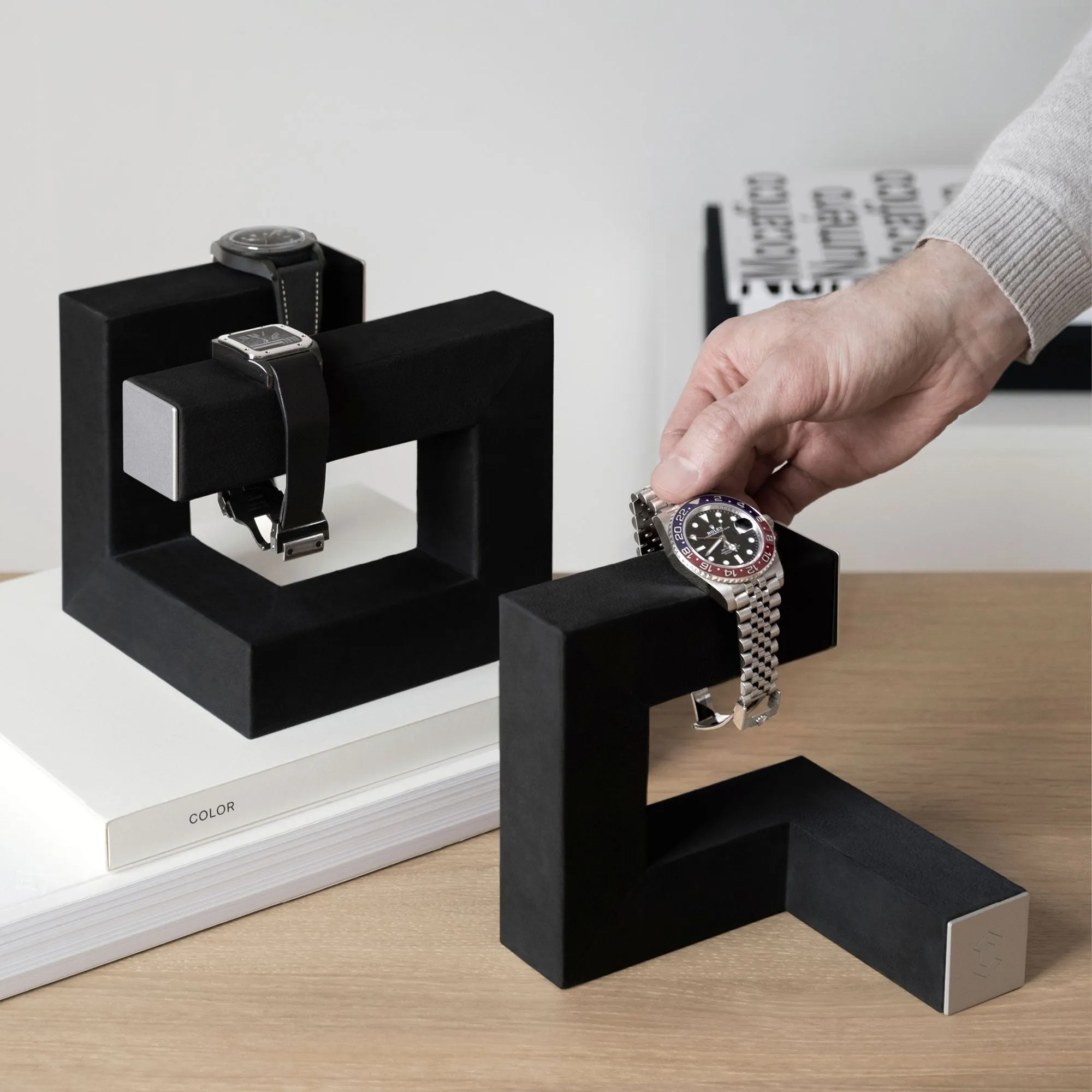 HUDSON DUO WATCH STAND - BLACK / GREY