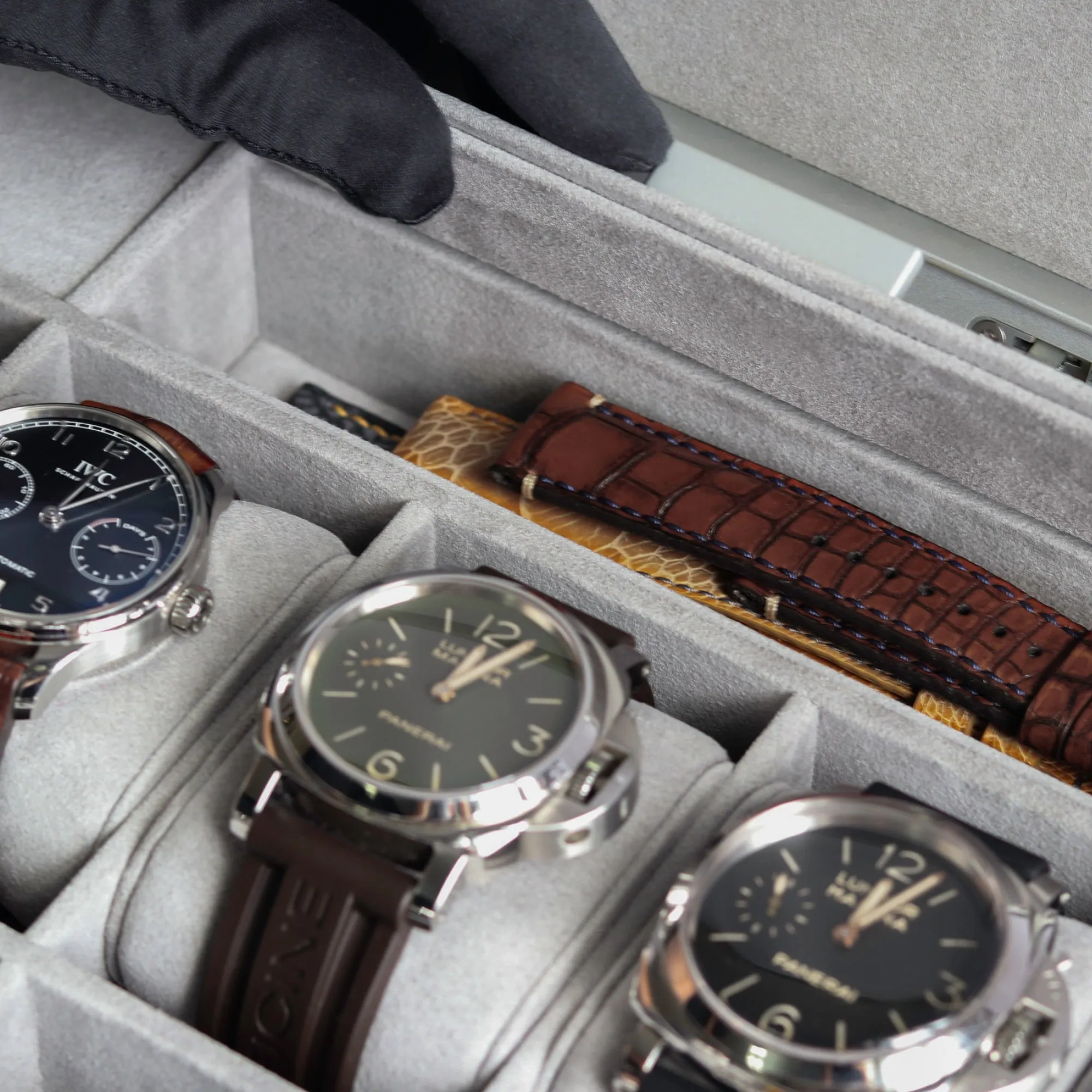 MACKENZIE 12 ORIGINAL WATCH BRIEFCASE - MARINE / GREY