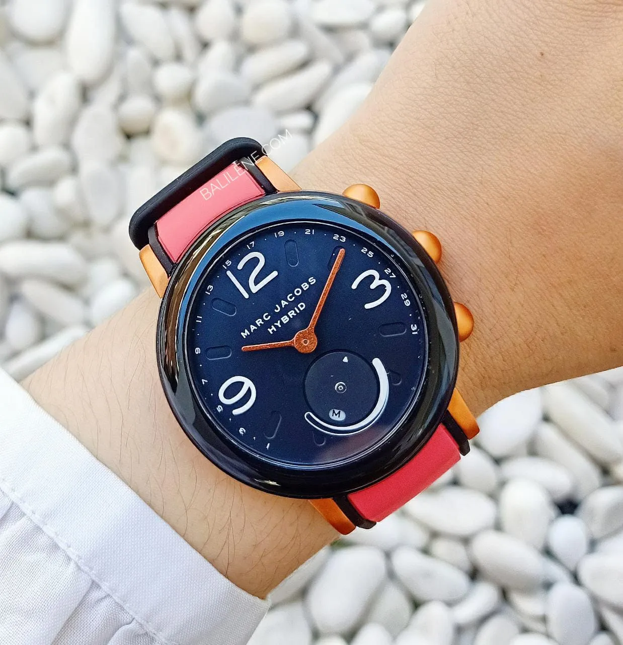 Marc Jacobs Mjt1008 Riley Hybrid Smartwatch Red Black