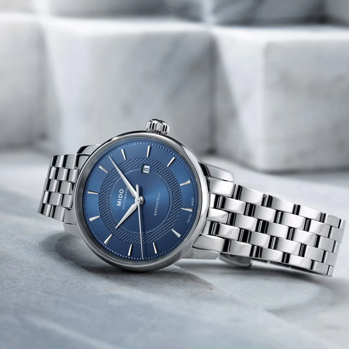MIDO BARONCELLI SIGNATURE BLUE ON BRACELET
