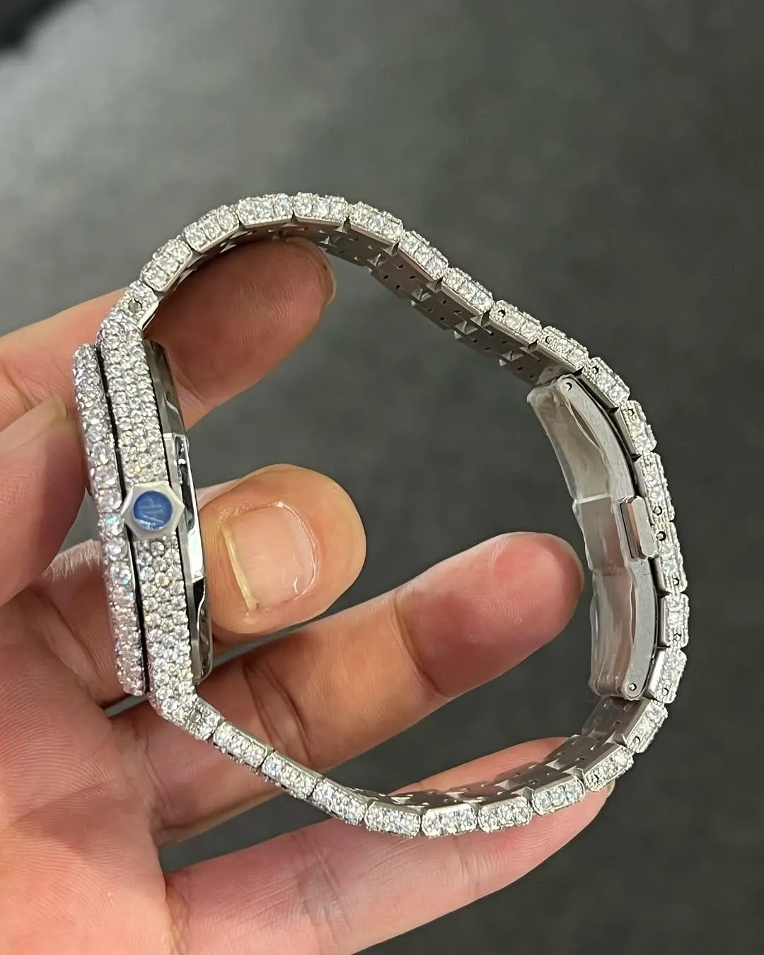 MOISSANITE AP WATCH | AUDEMARS PIGUET ROYALOAK BUSTDOWN W 197