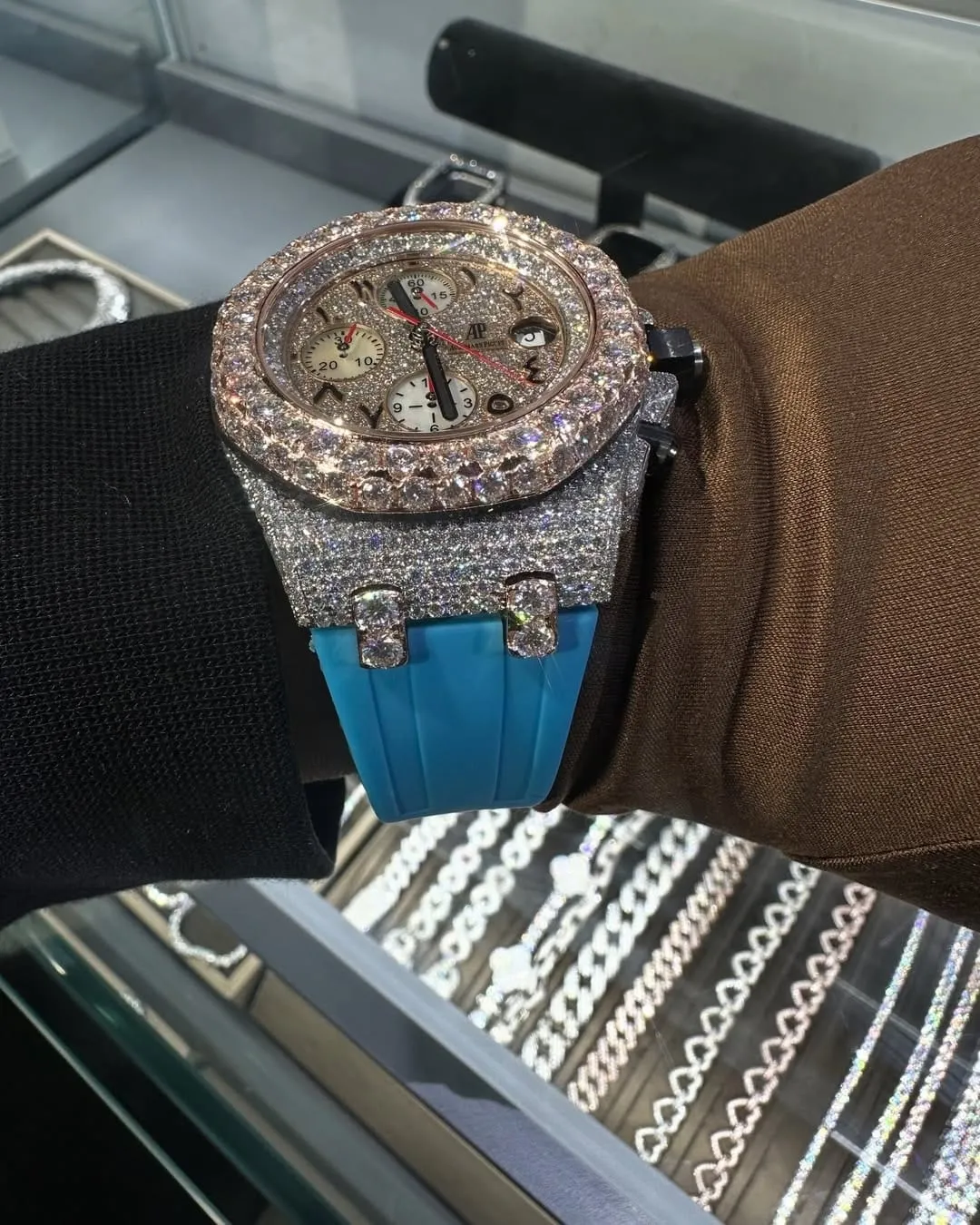 MOISSANITE AP WATCH | AUDEMARS PIGUET ROYALOAK BUSTDOWN W 203