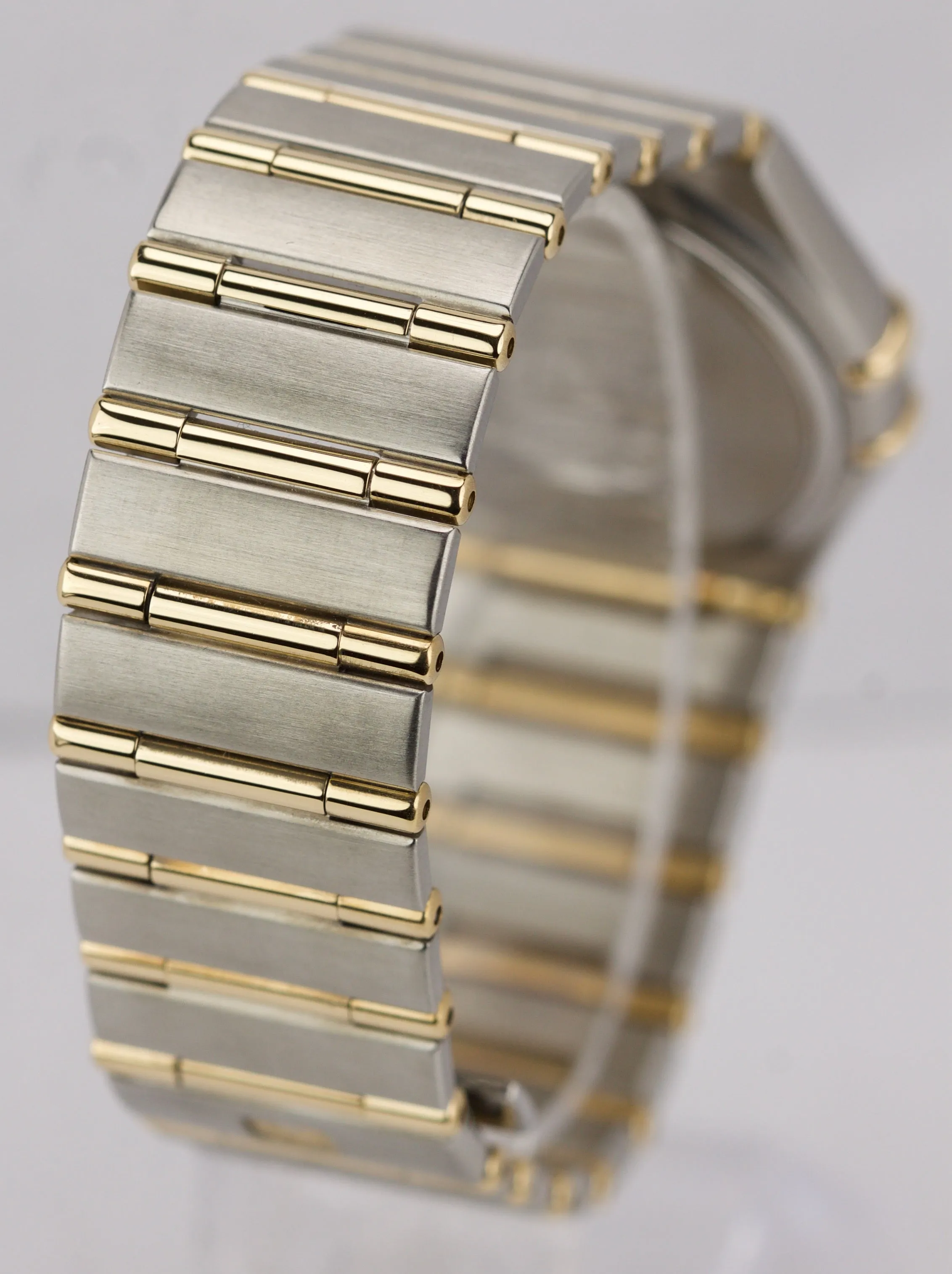 Omega Constellation 1212.10.00 33.5mm Two-Tone 'Full Bar' Quartz Date Watch