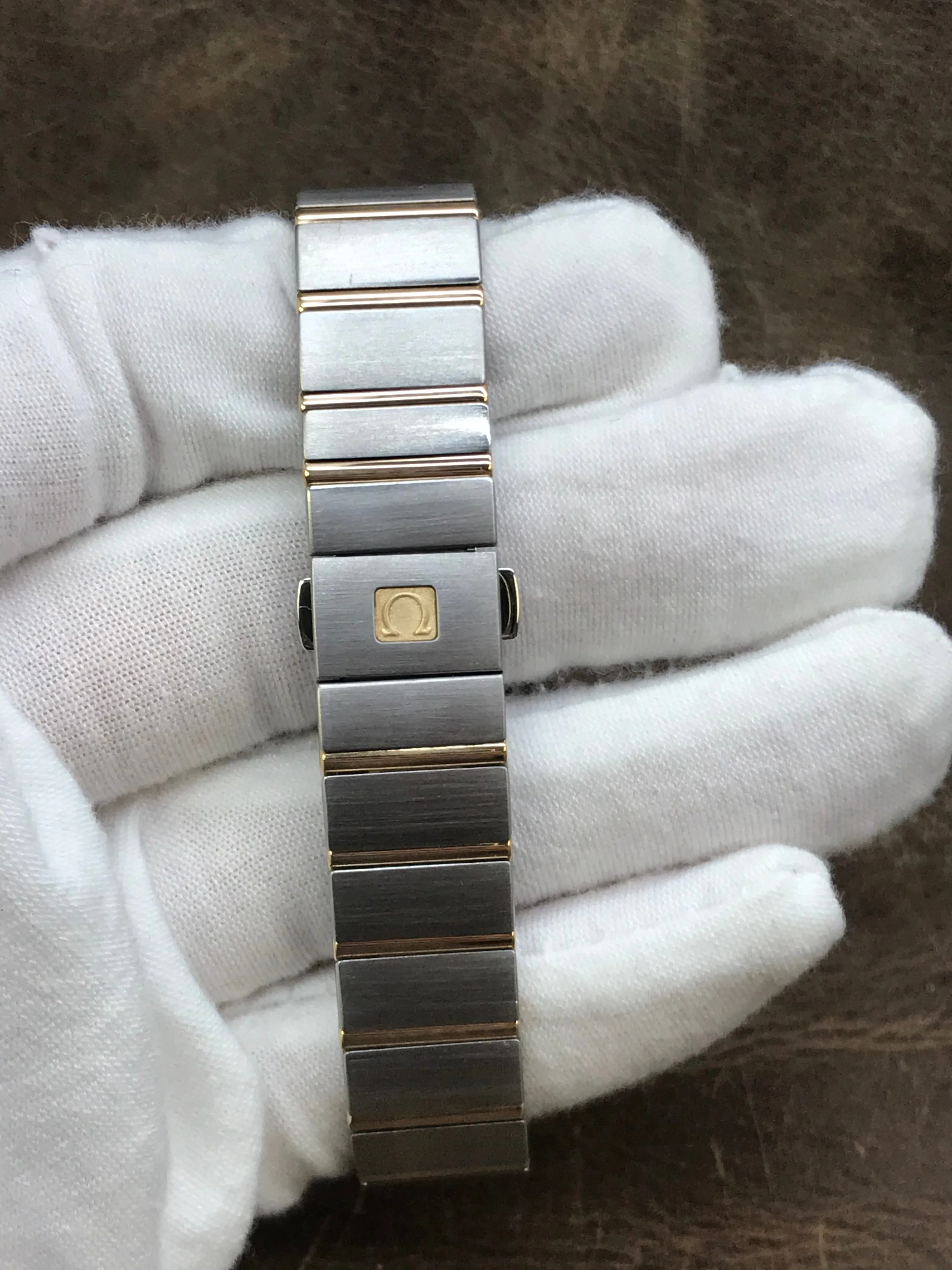 Omega Constellation 123.20.27.20.57.002 Champagne Dial Automatic Women's Watch