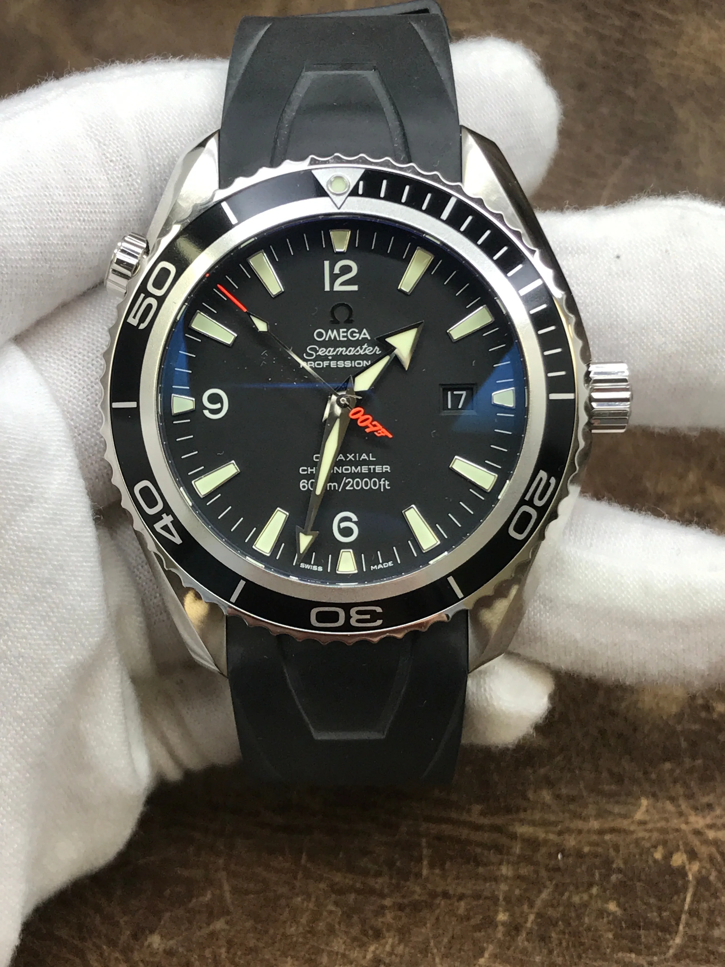 Omega Planet Ocean 600m James Bond Casino Royale 2907.50.91 Black Dial Automatic Men's Watch
