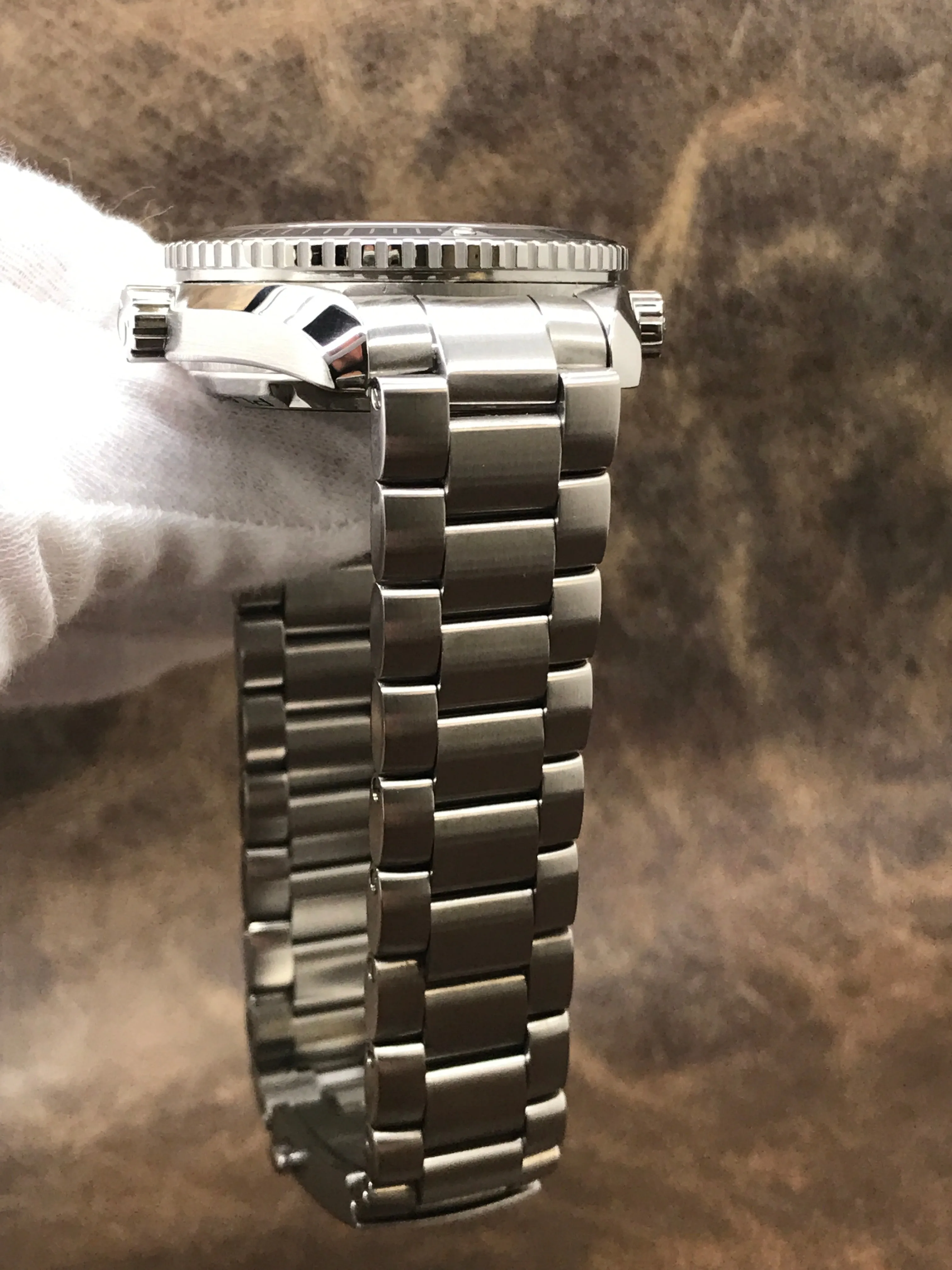 Omega Seamaster Planet Ocean 232.30.42.21.01.004 Black Dial Automatic Men's Watch