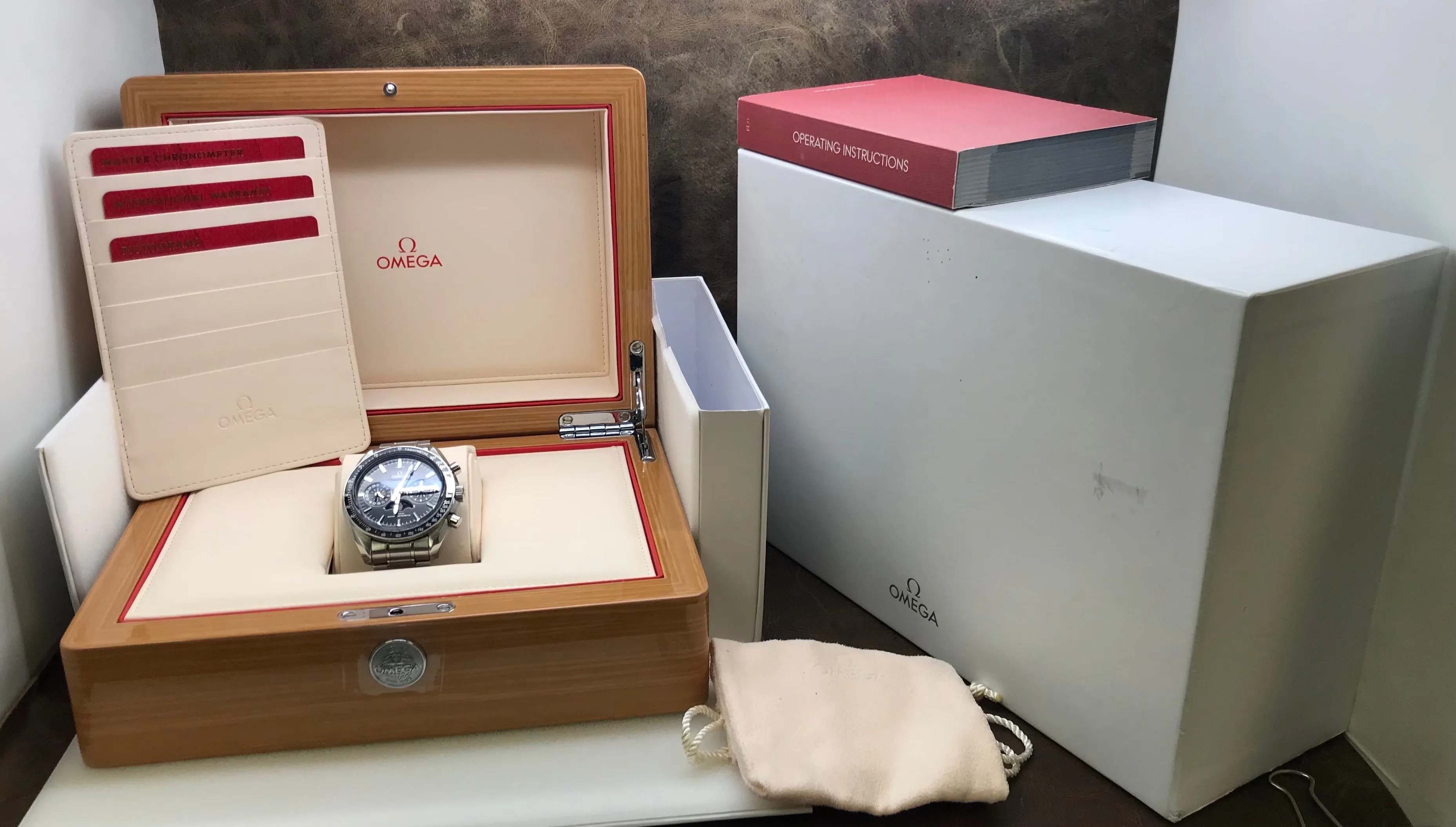 Omega Speedmaster Moonphase 304.30.44.52.01.001 Black Dial Automatic Men's Watch