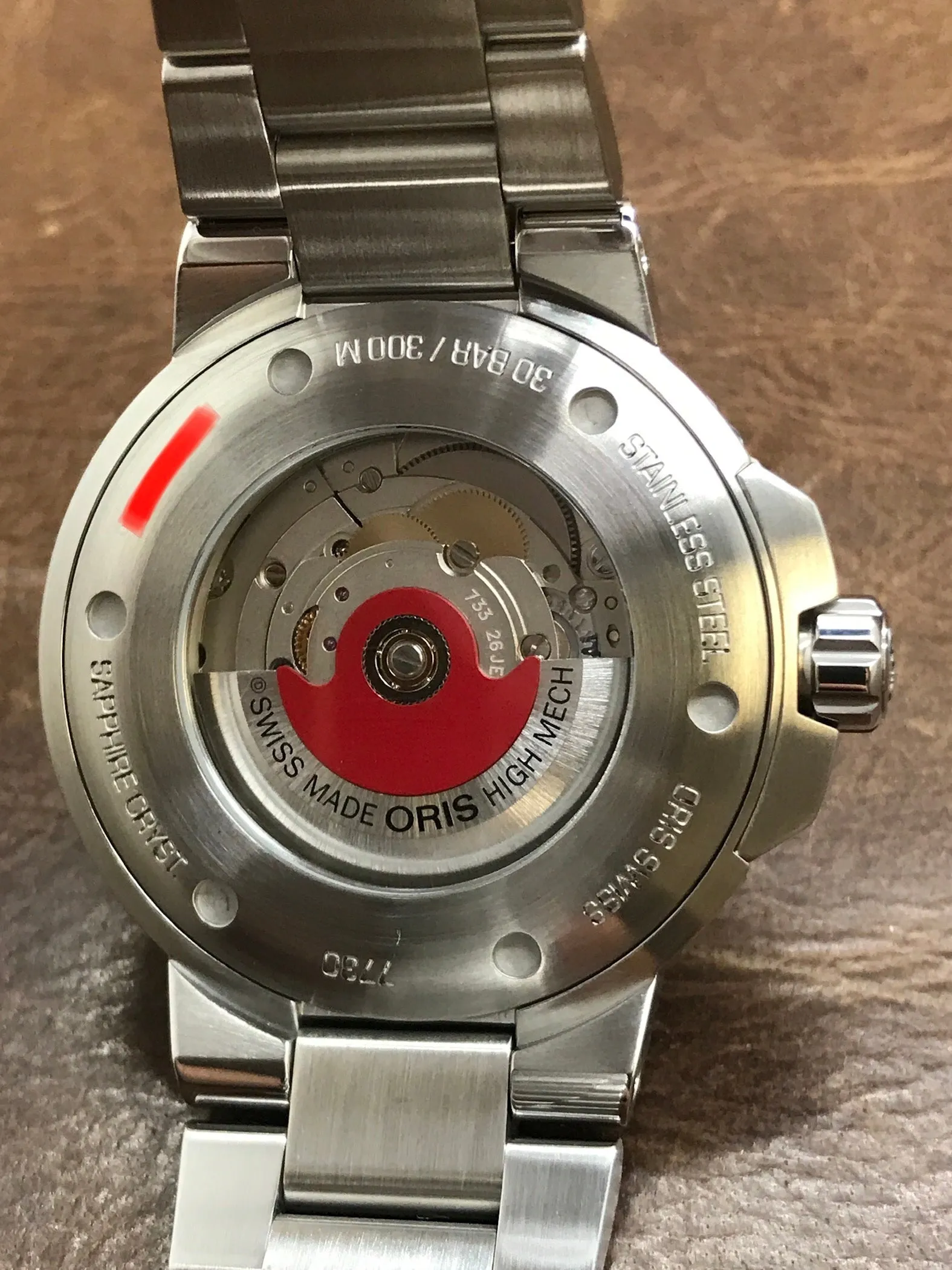 Oris Aquis Date 01 733 7730 4158 Red Dial Automatic Men's Watch