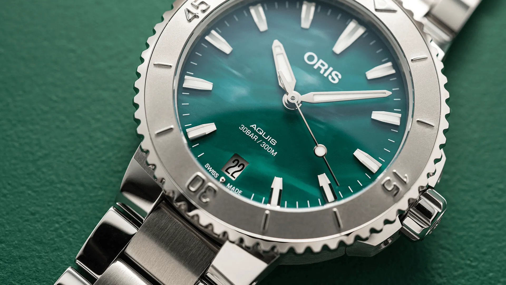 Oris x Bracenet Aquis 36.5mm Steel Unisex Watch 01 733 7770 4137-07 8 18 05P