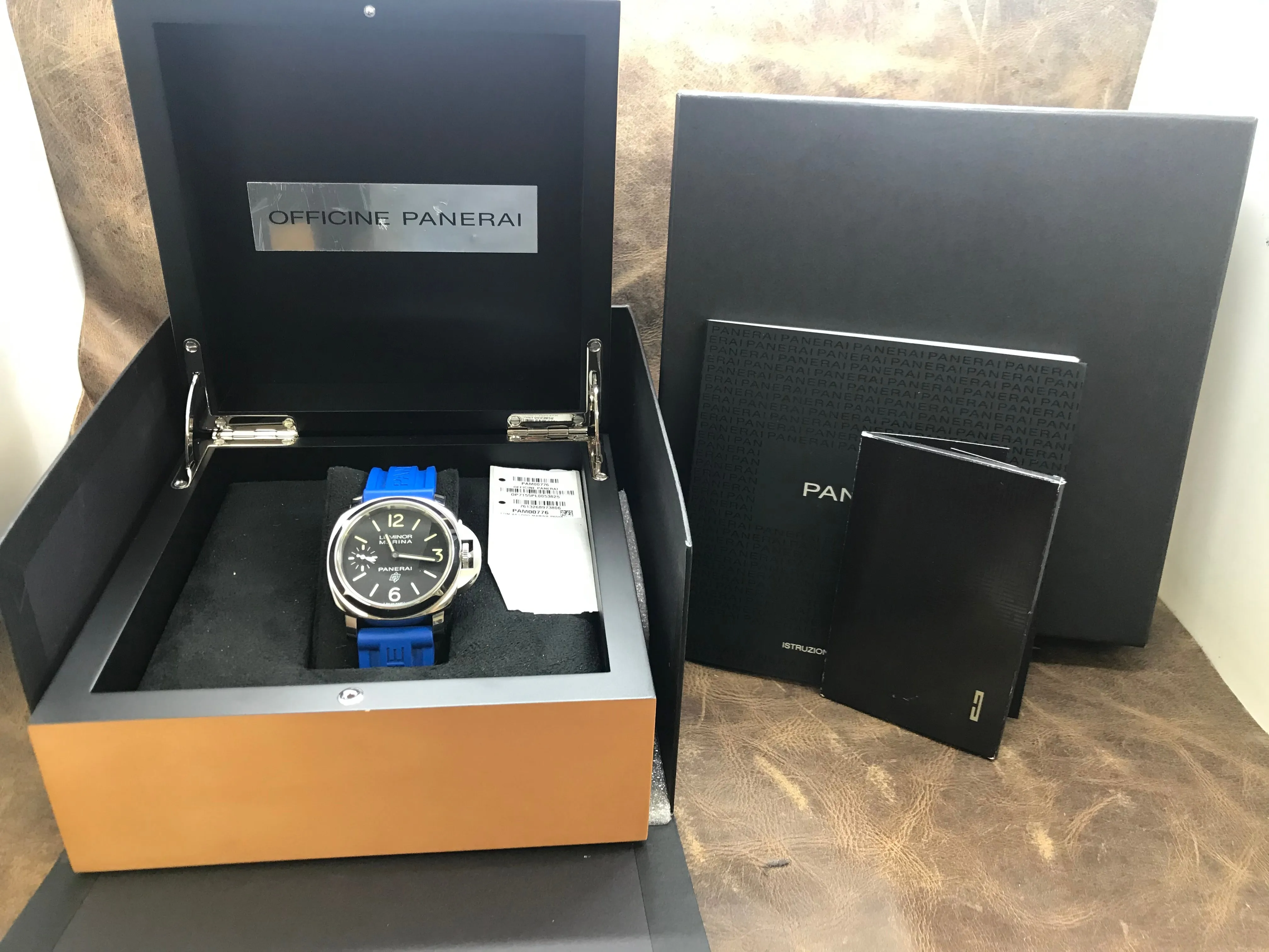 Panerai Luminor Logo pam 776 Black Dial Automatic  Men's Watch
