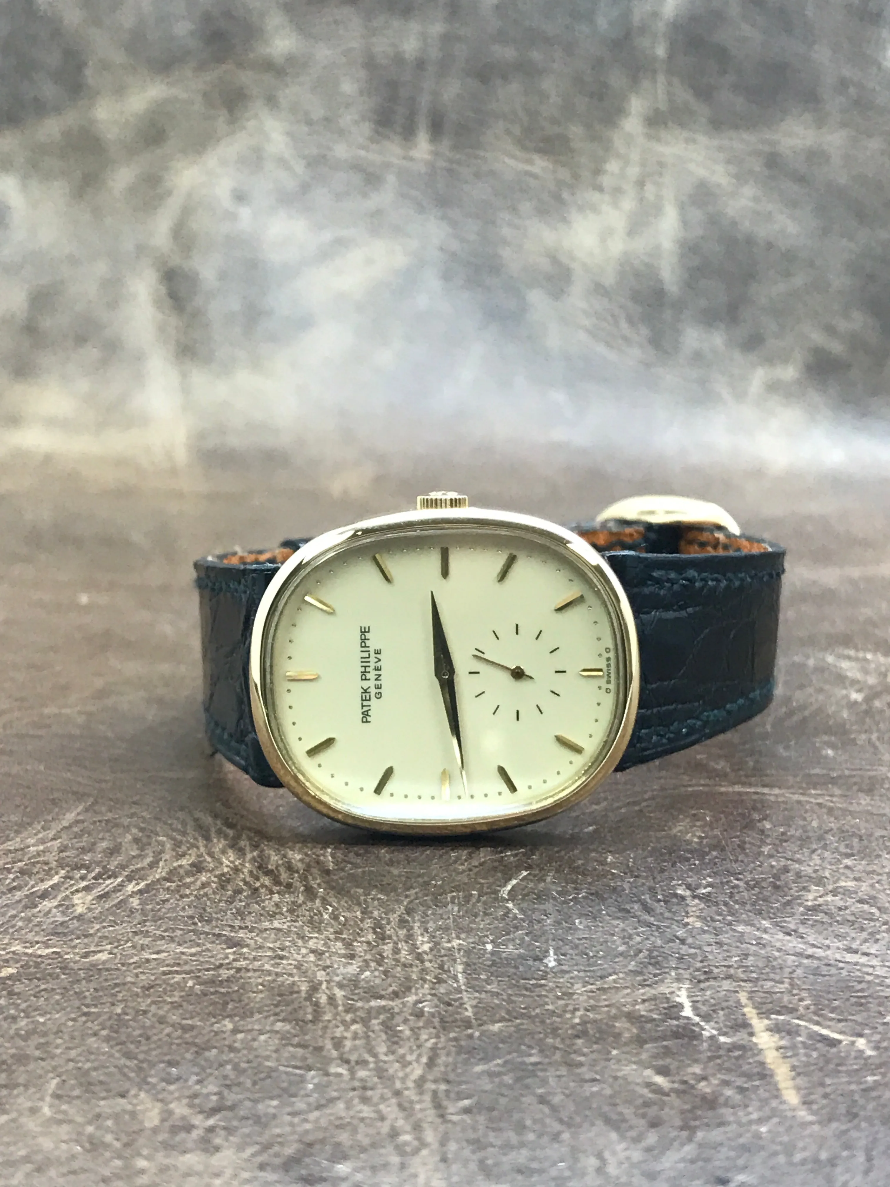 Patek Philippe Ellipse 3948 Ivory Dial Manual winding Men's Watch
