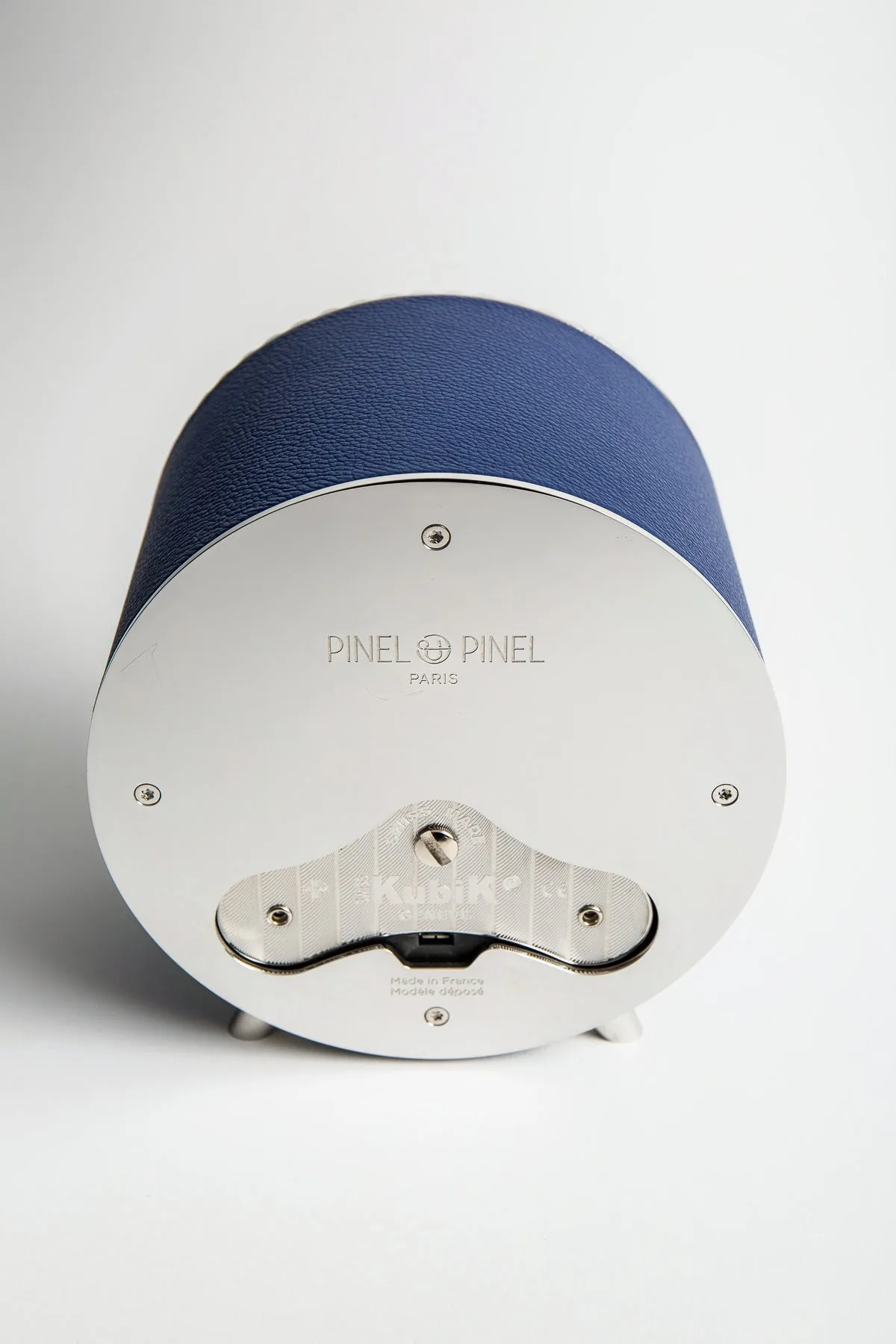 PINEL ET PINEL | TWIN BLUE SUB WATCH WINDER
