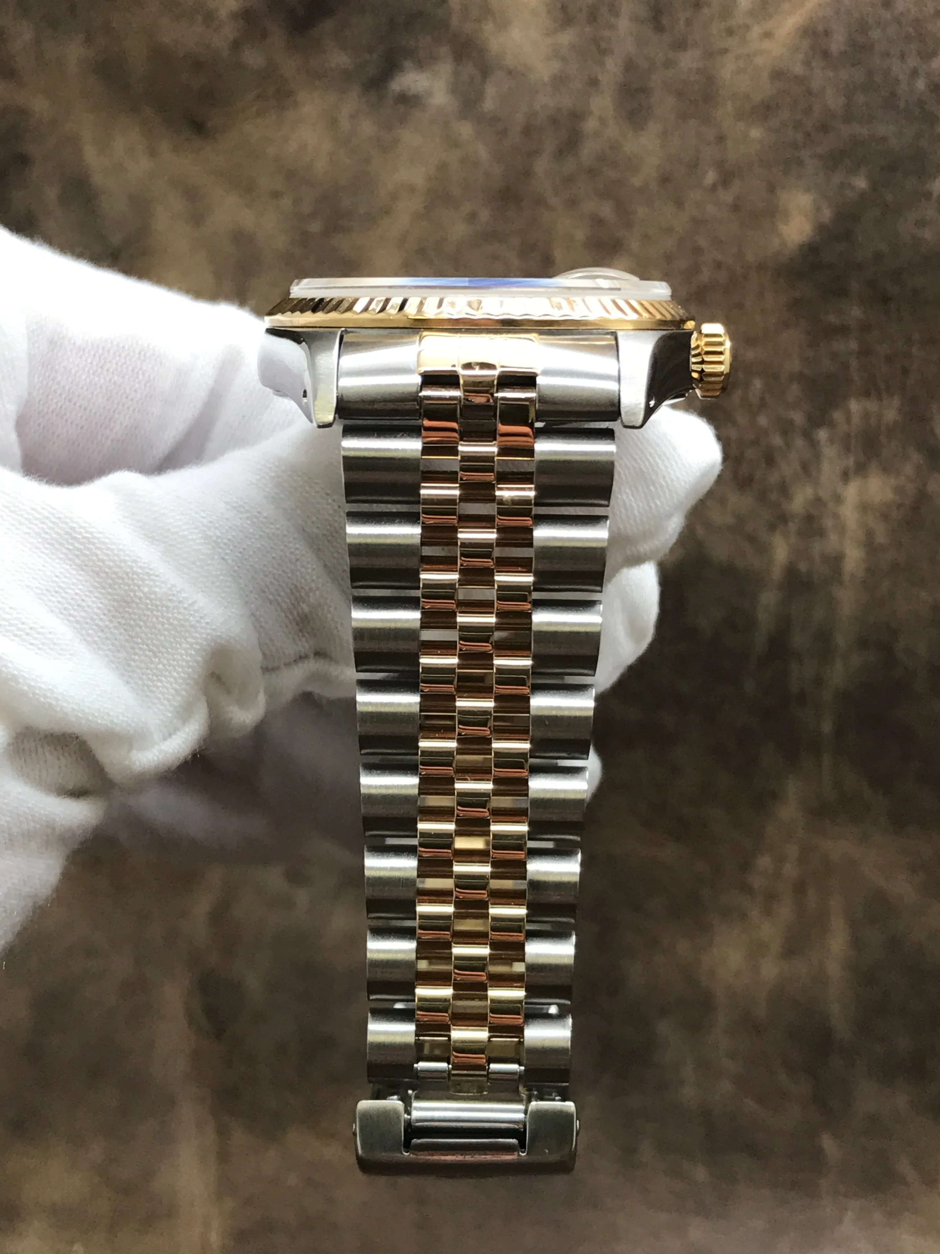 Rolex Datejust 36mm 16233 Champagne Diamond Dial Automatic Watch