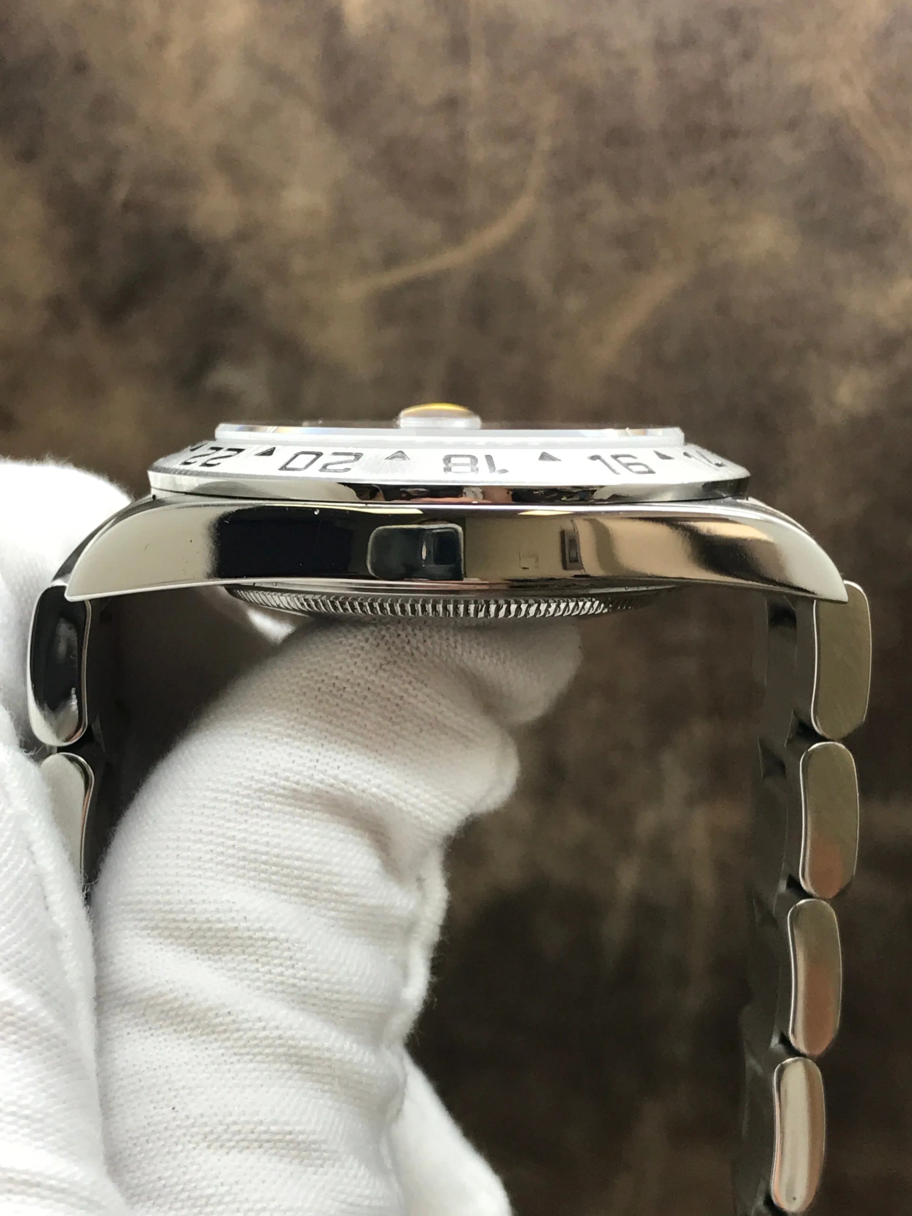 Rolex Explorer II F serial 16570 No Holes Black Dial Automatic Men's Watch