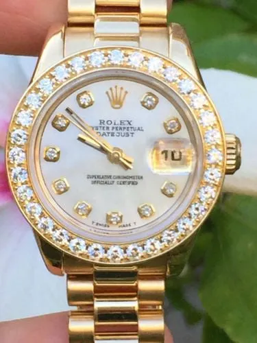ROLEX LADIES 18k Yellow Gold PRESIDENTIAL DIAMOND BEZEL