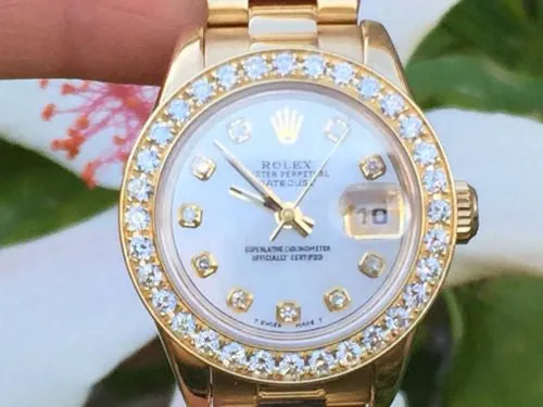 ROLEX LADIES 18k Yellow Gold PRESIDENTIAL DIAMOND BEZEL