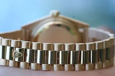 ROLEX MENS PRESIDENT 18K YELLOW GOLD 18038 SAPPHIRE QUICK SET BLUE DIAMOND DIAL