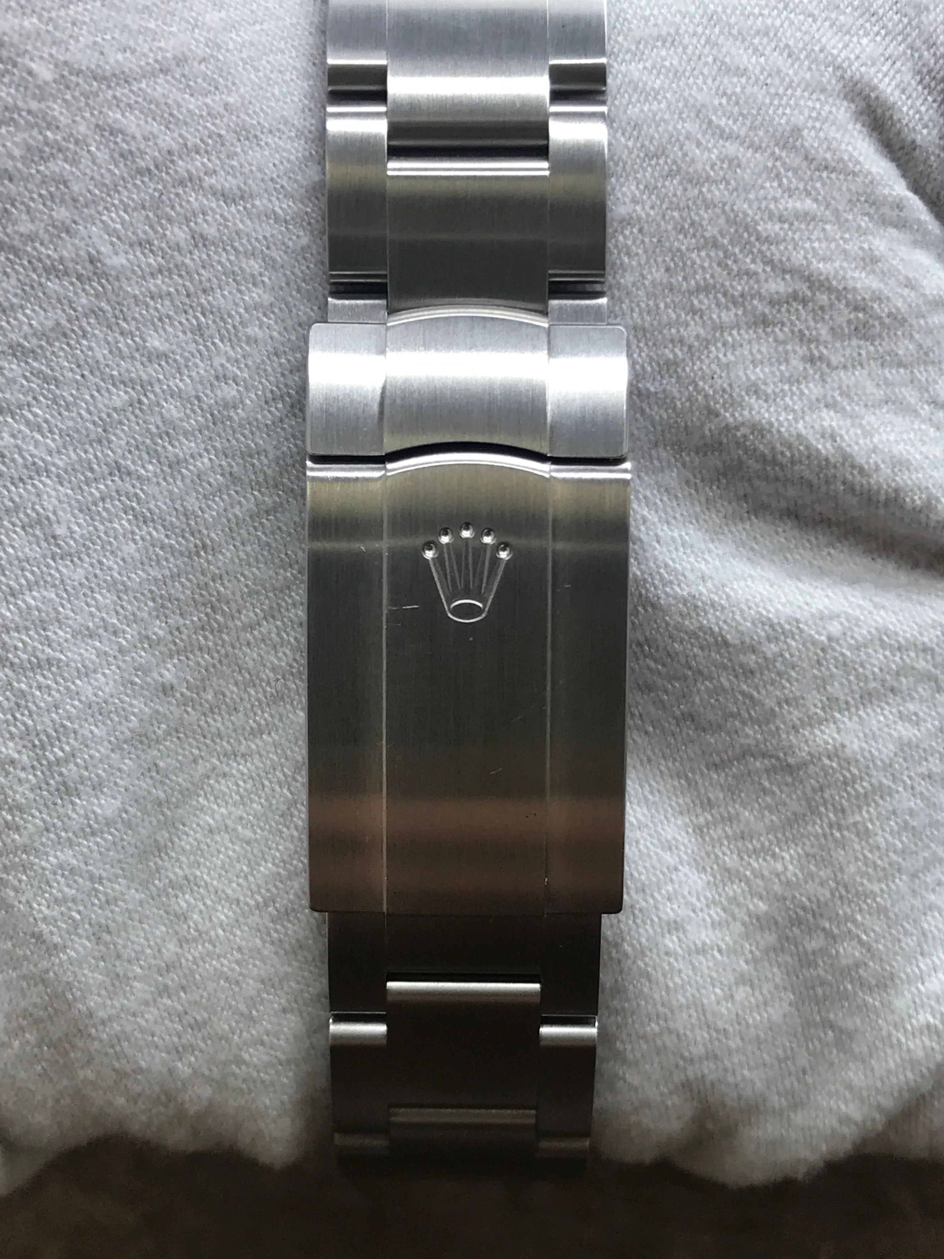 Rolex Oyster Perpetual 34mm 114200 Red Grape Dial Automatic Watch