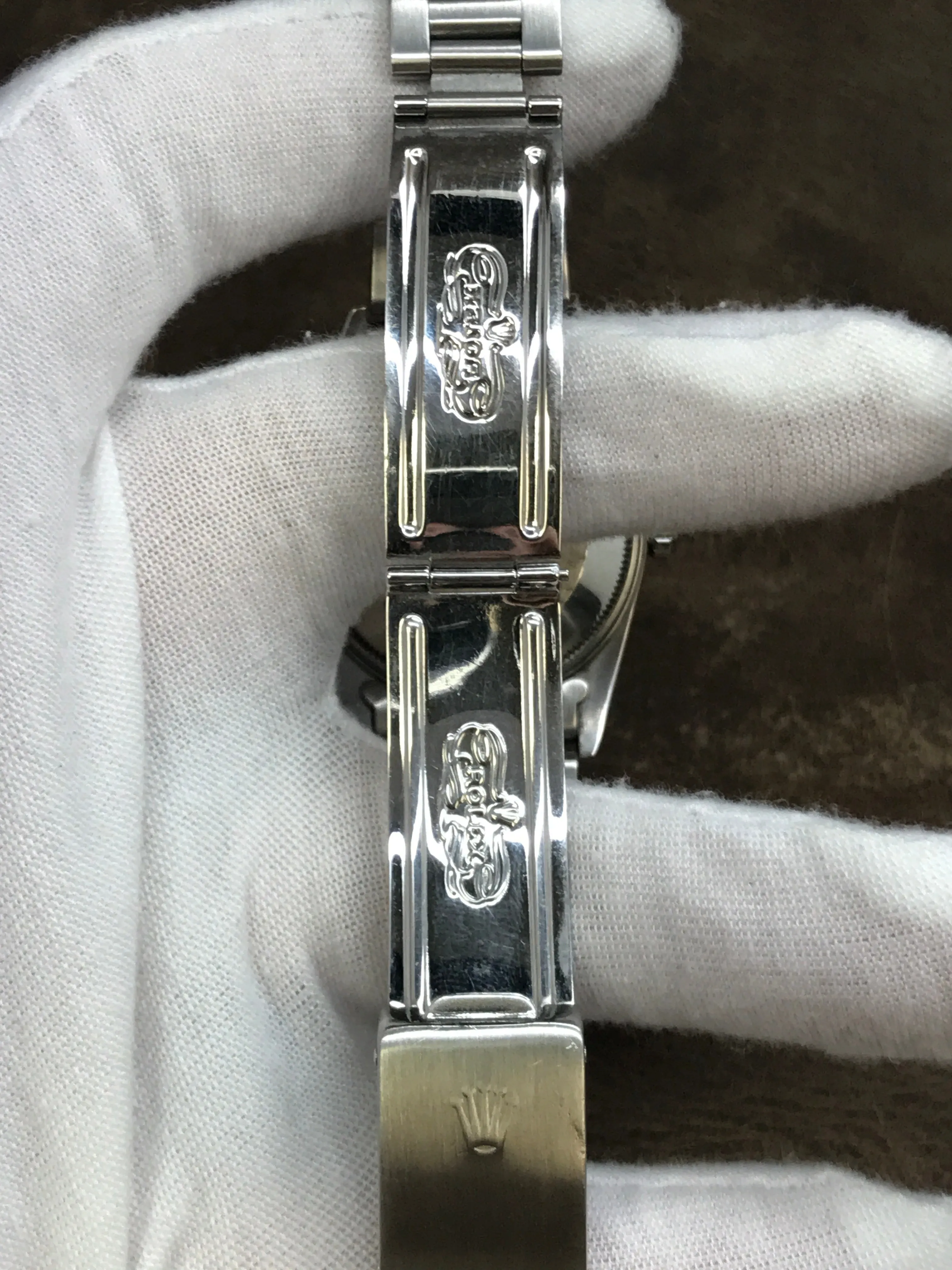 Rolex Oyster Perpetual Date 34mm 15000 Silver Dial Automatic Watch