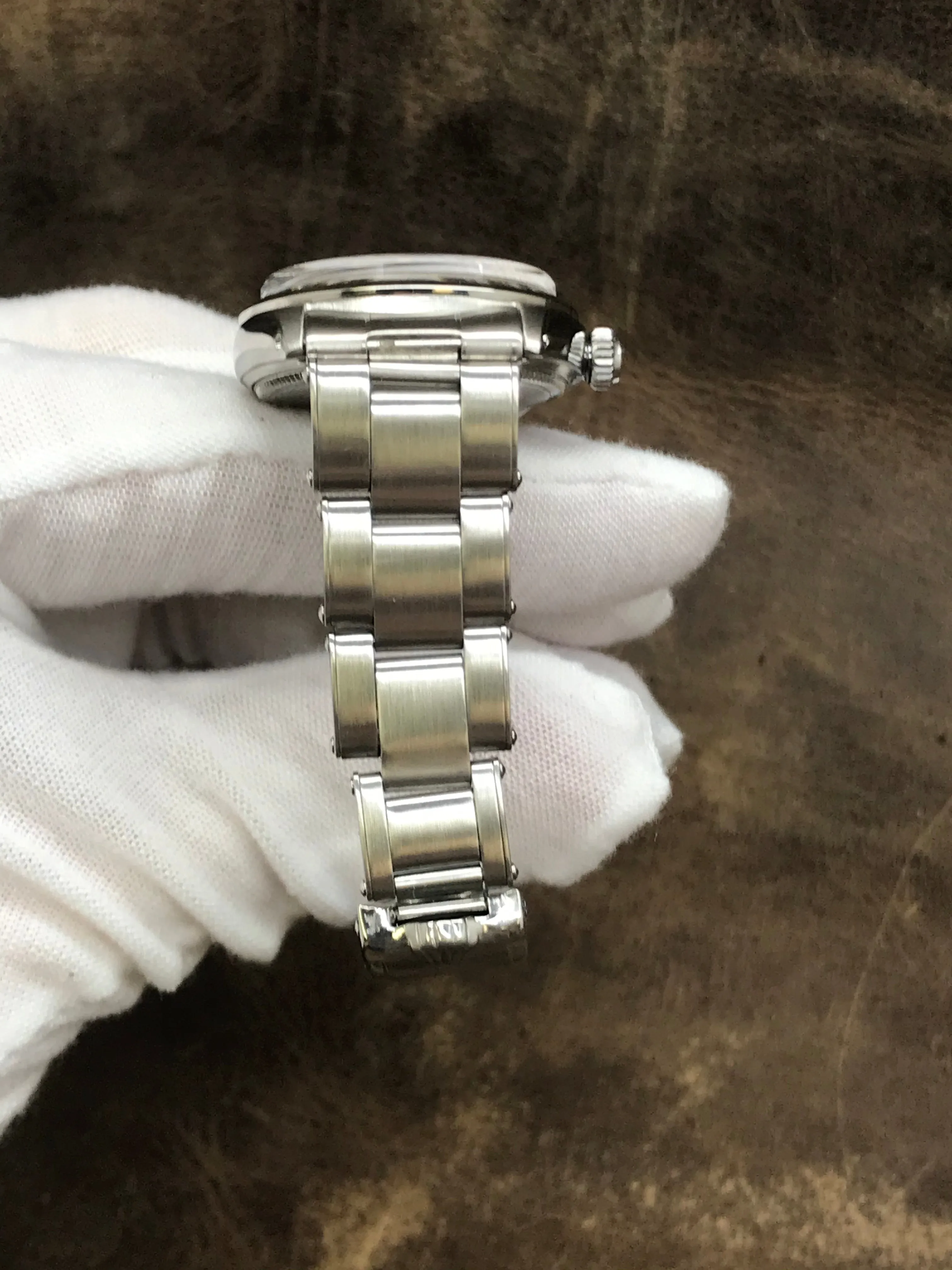 Rolex Oysterdate 6466 Silver Dial Manual winding Men's Watch