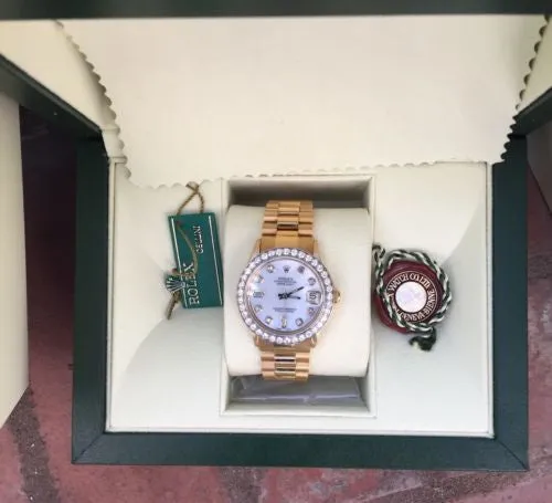 ROLEX PRESIDENT 18k YELLOW  GOLD BAND MIDSIZE 31mm WHITEGOLD DIAMOND BEZEL 68278