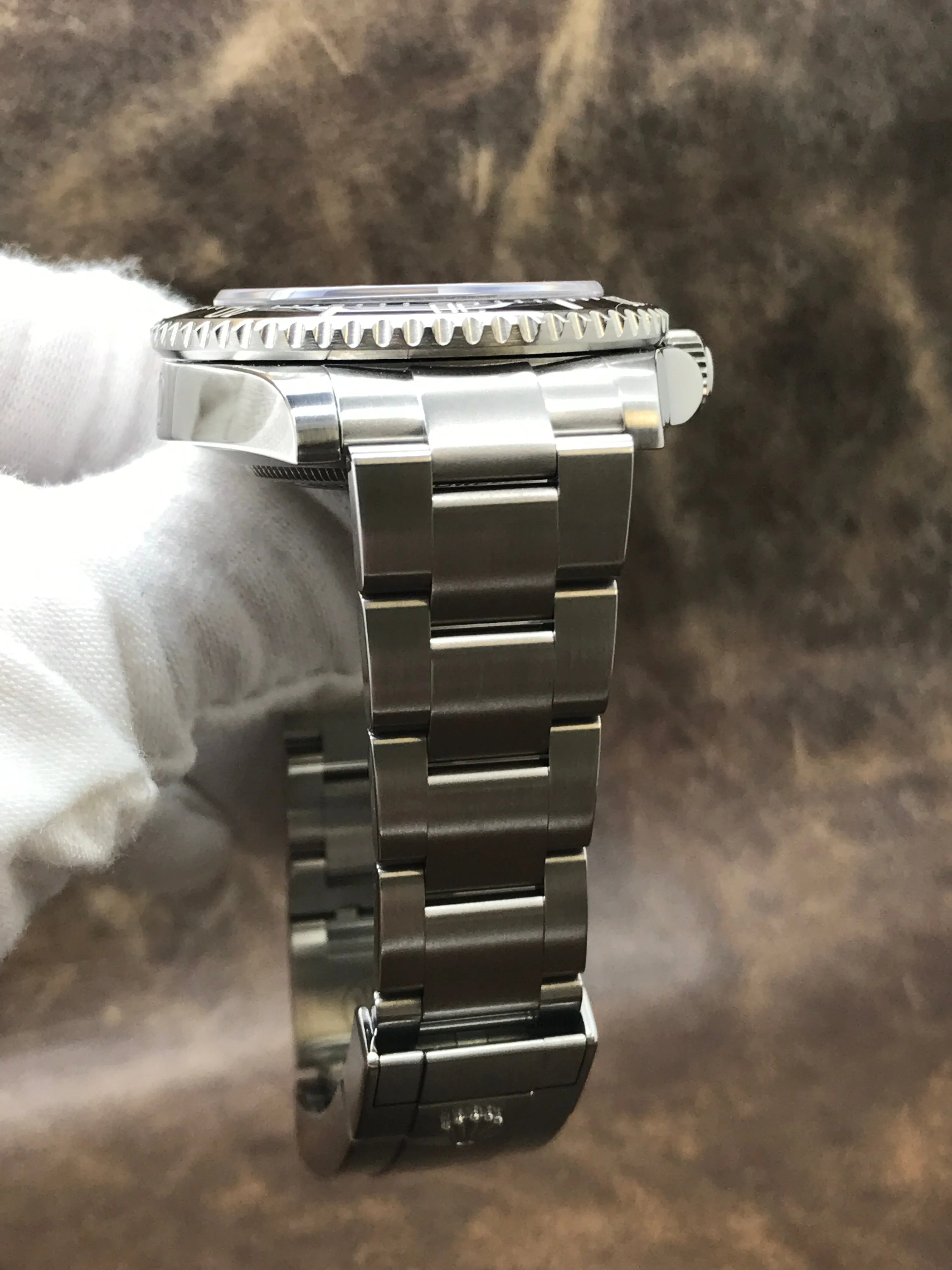 Rolex Sea-Dweller 116600 Black Dial Automatic Men's Watch