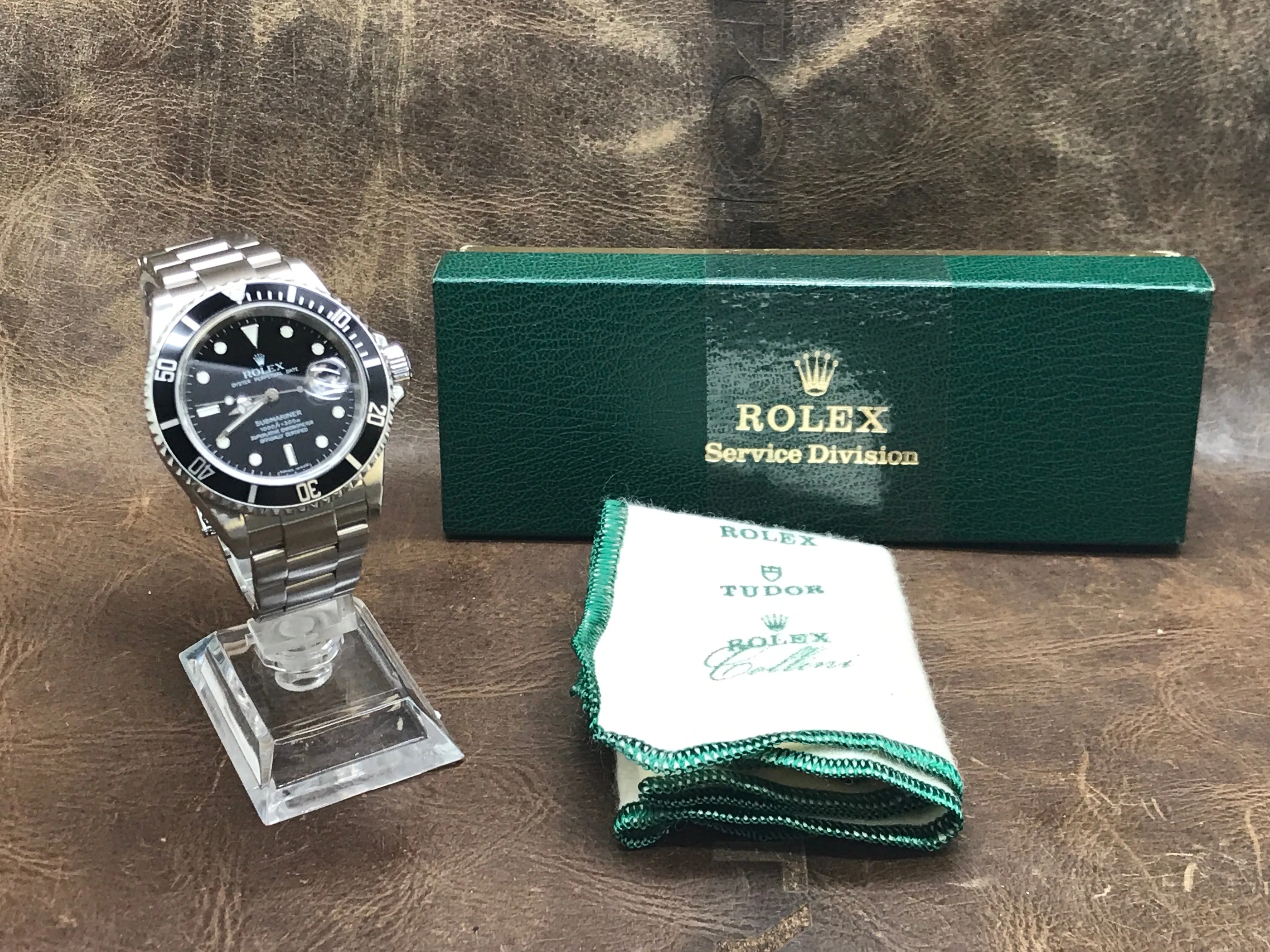 Rolex Submariner Date SEL 16610 Black Dial Automatic Men's Watch