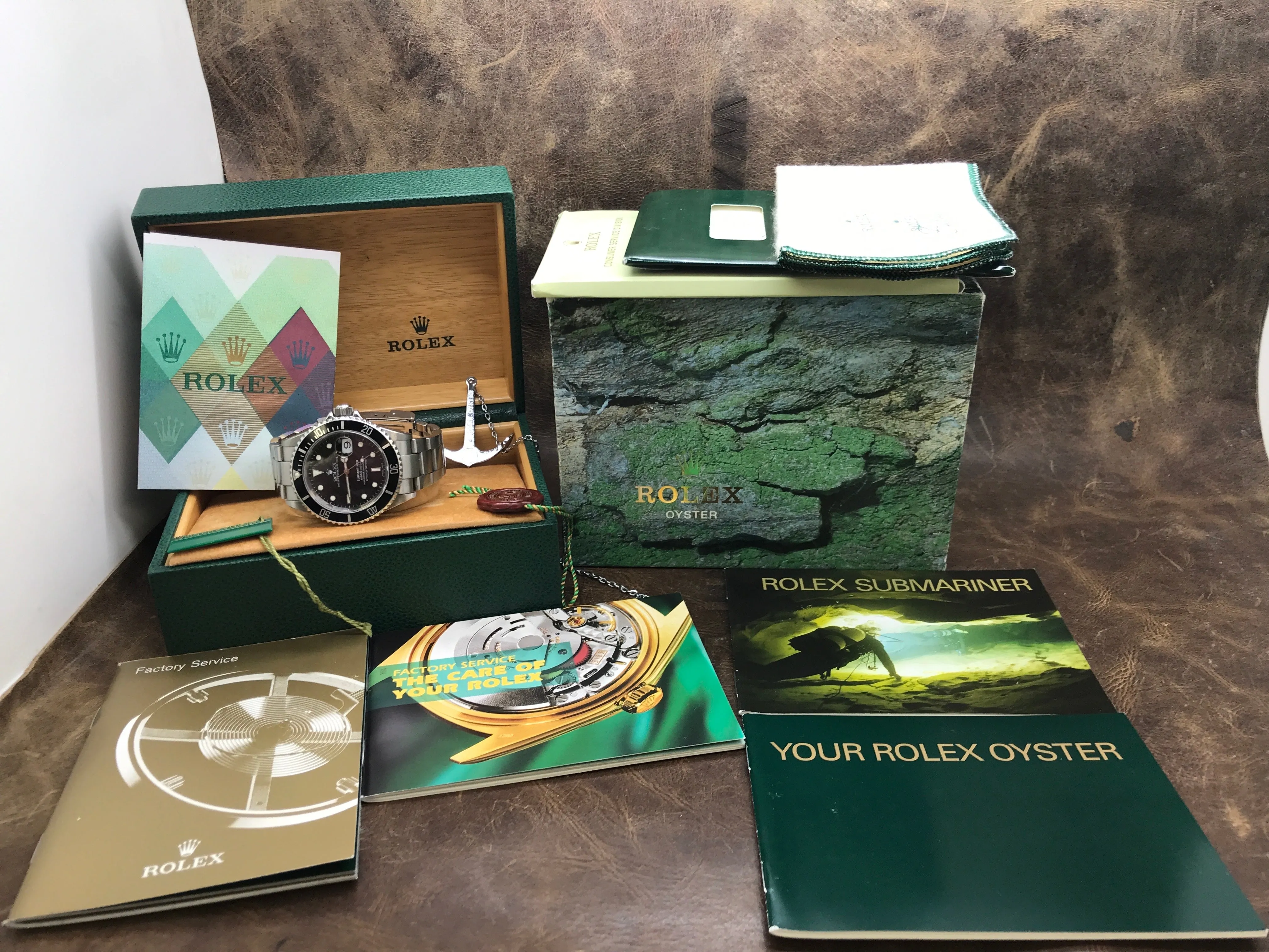Rolex Submariner Date SEL Full B&P 16610 Black Dial Automatic Men's Watch