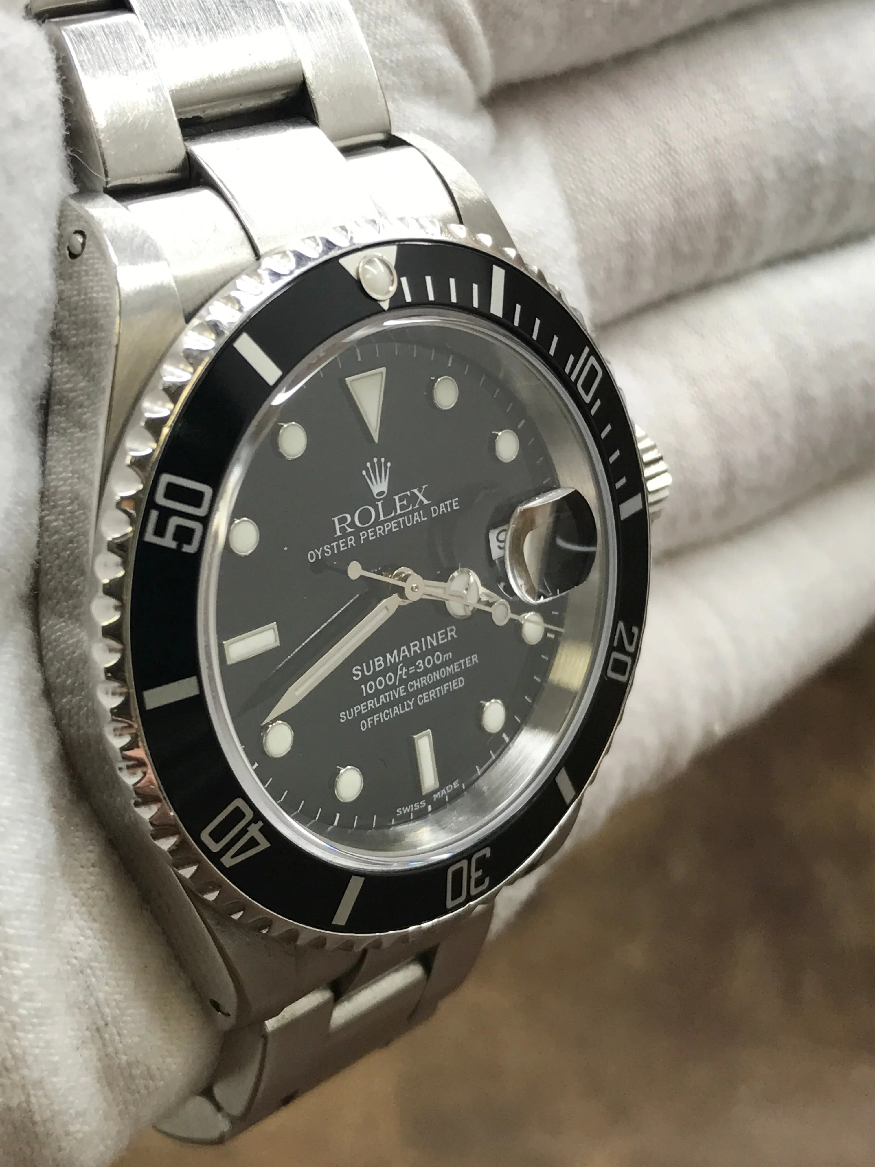 Rolex Submariner Date SEL Full B&P 16610 Black Dial Automatic Men's Watch