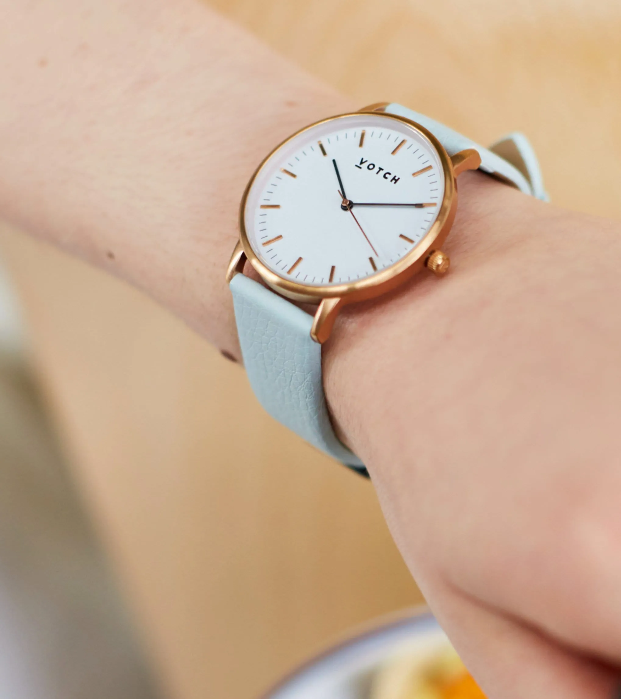 Rose Gold & Light Blue | Moment