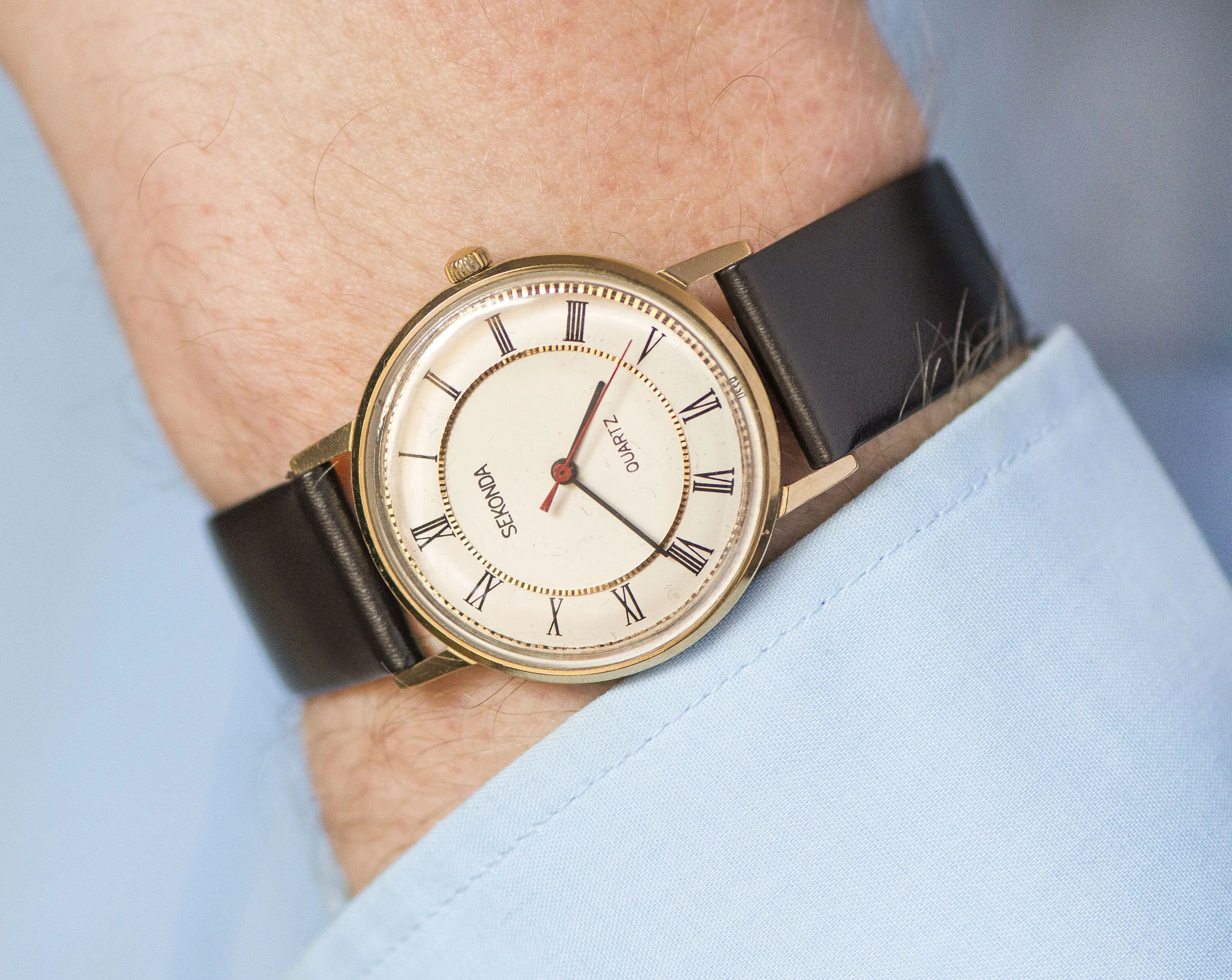 Slim unisex wristwatch quartz Sekonda gold plated. Men's watch Roman numerals. Quality mark tomboy watch gift. New premium leather band