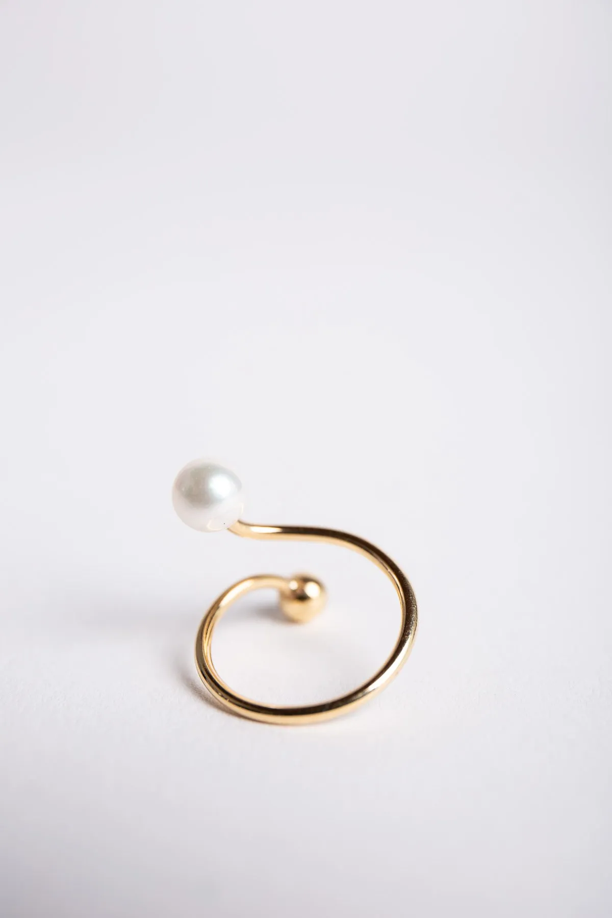 SOPHIE BILLE BRAHE | ISIS PEARL RING